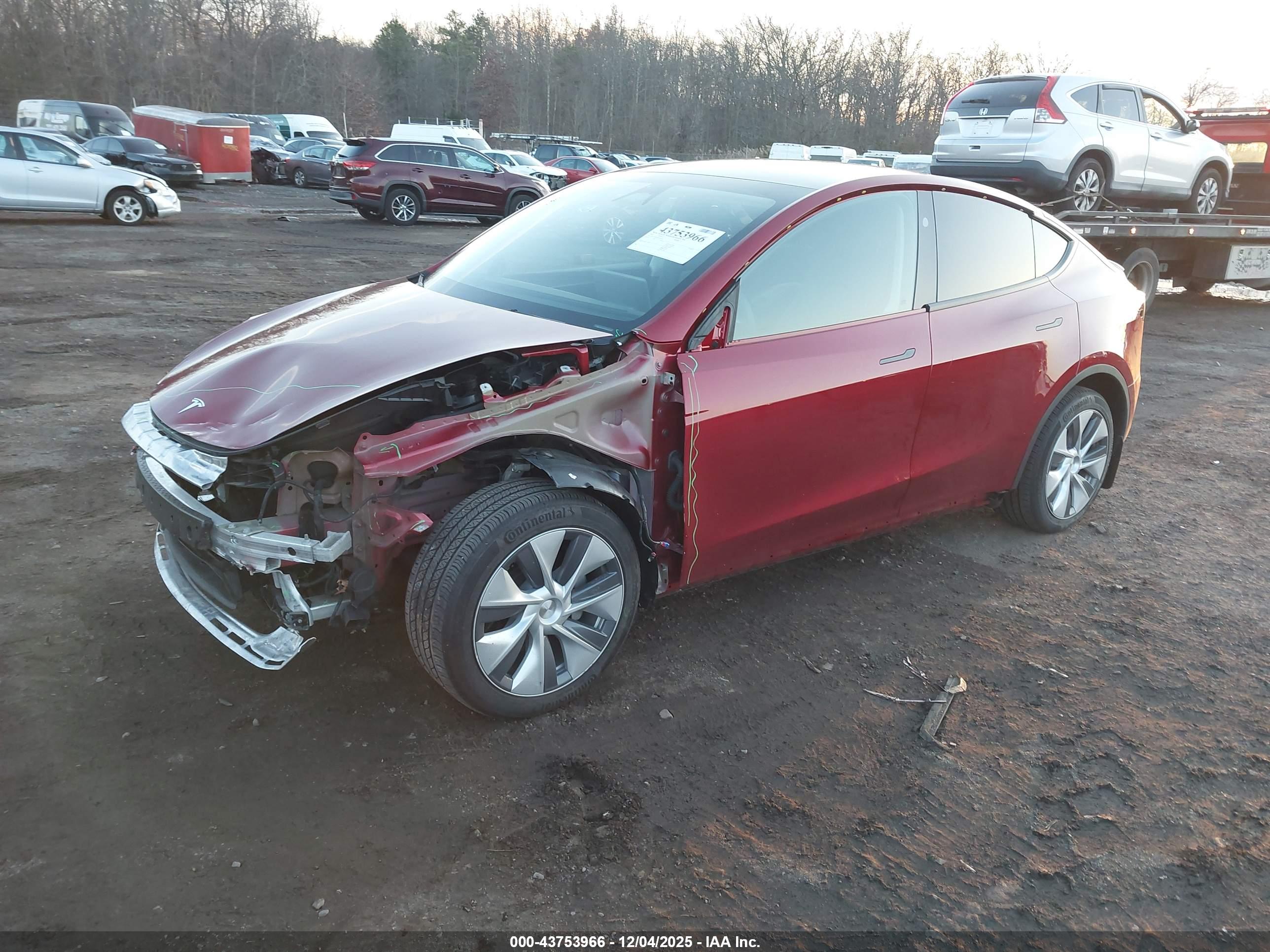 TESLA MODEL image 2