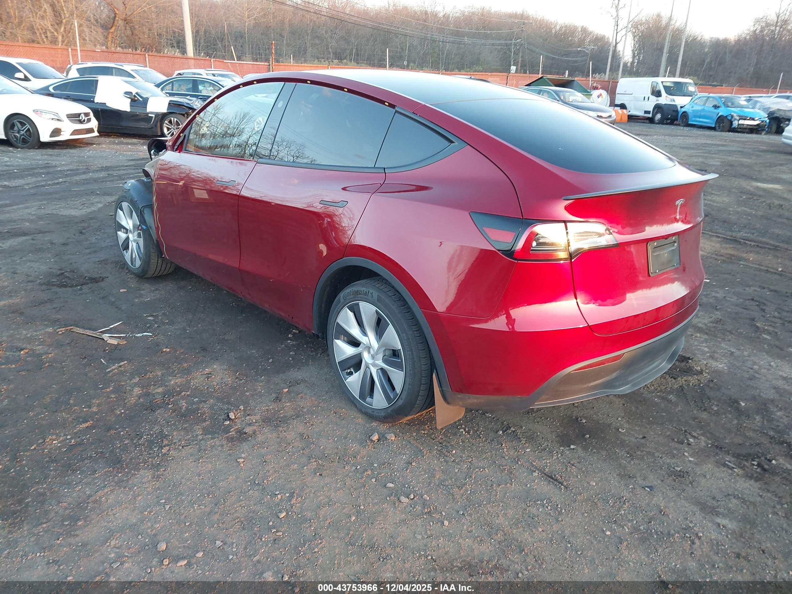 TESLA MODEL image 3
