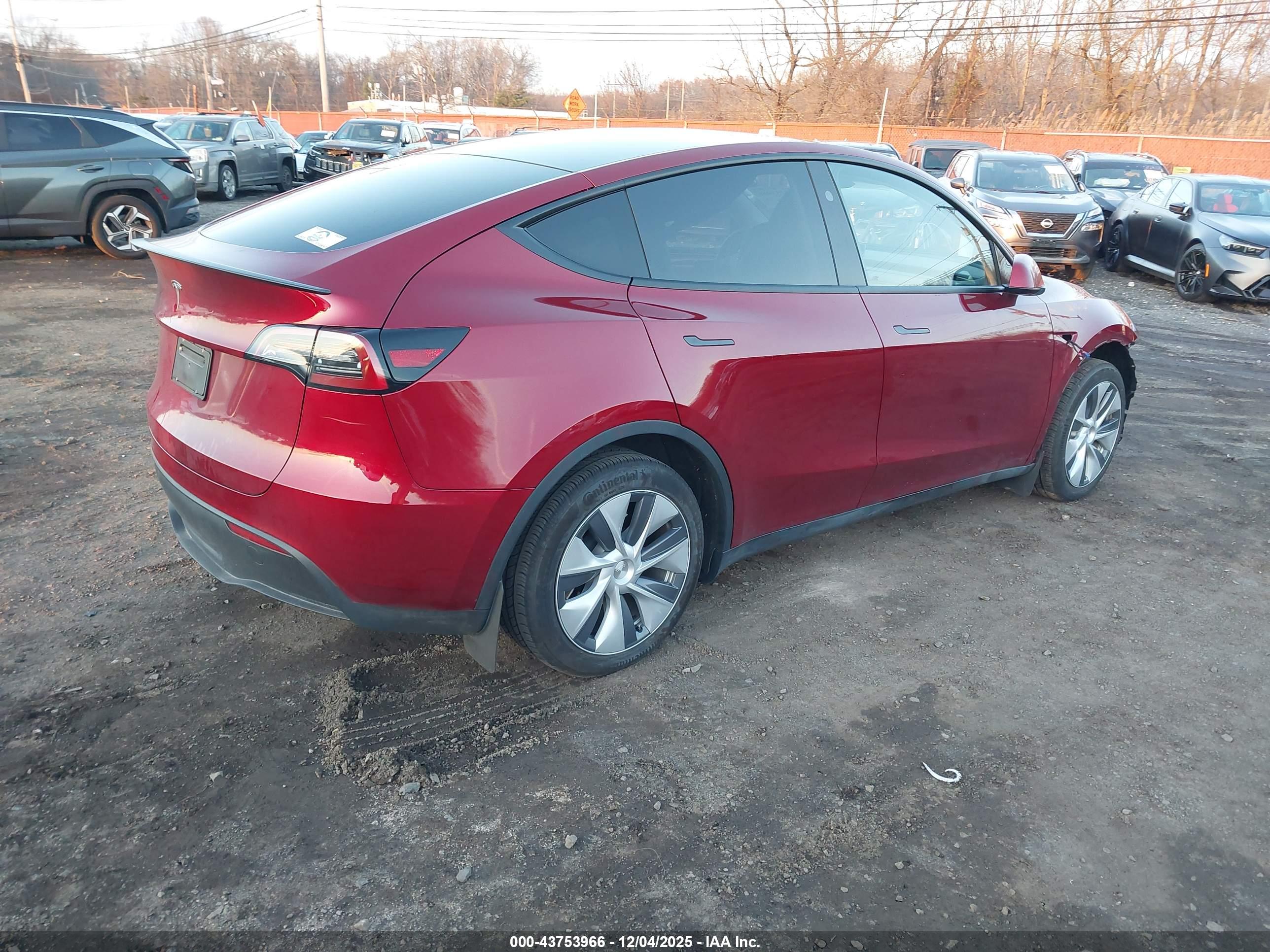 TESLA MODEL image 4