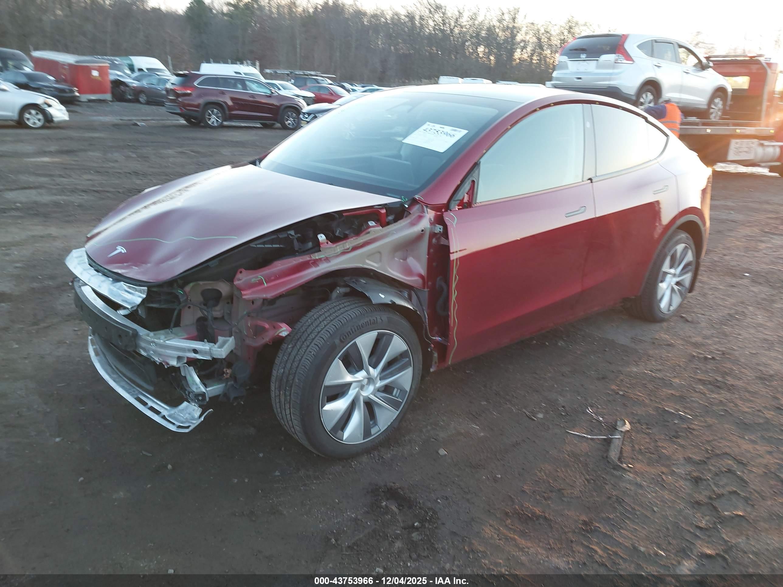 TESLA MODEL image 6