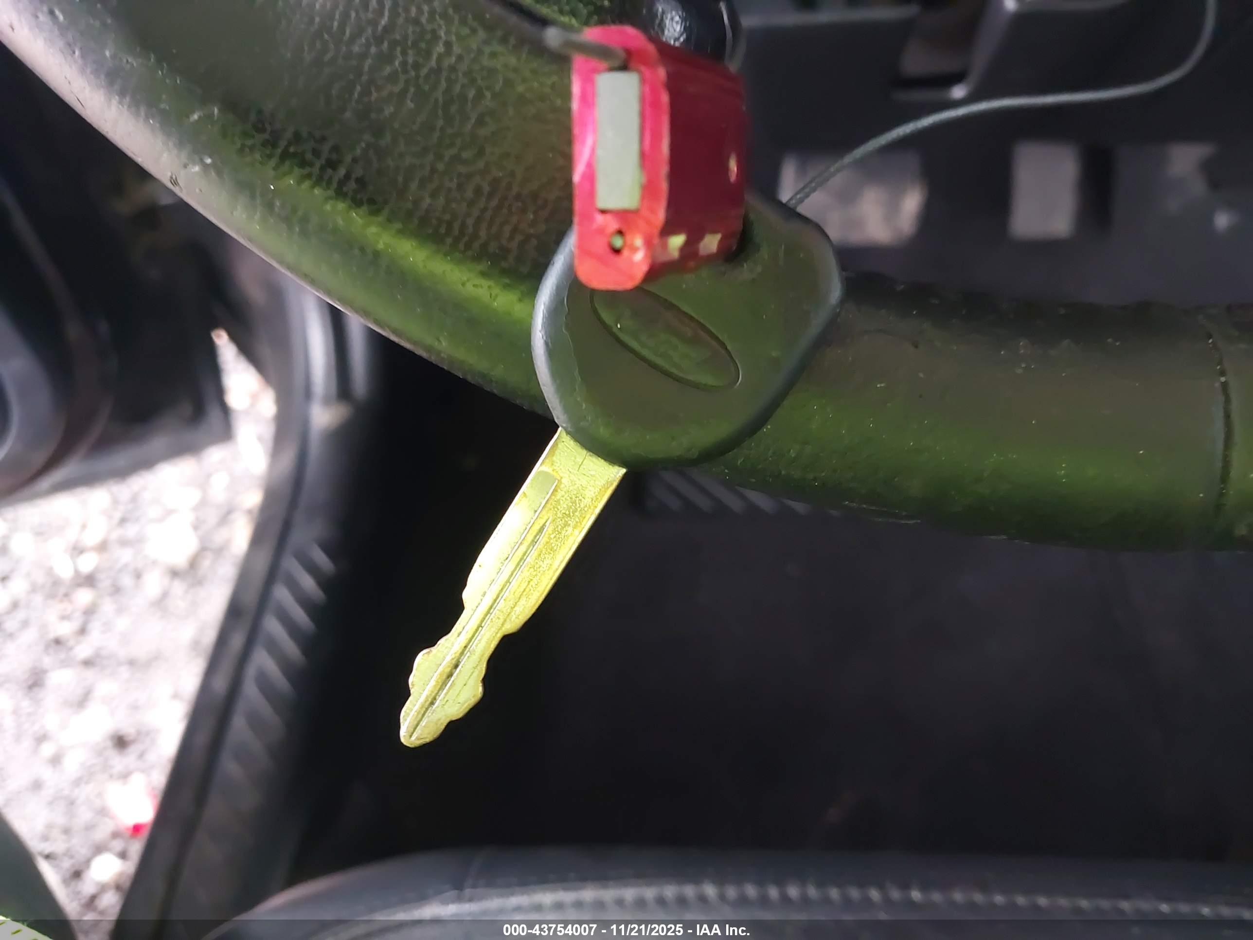 FORD ESCAPE image 11