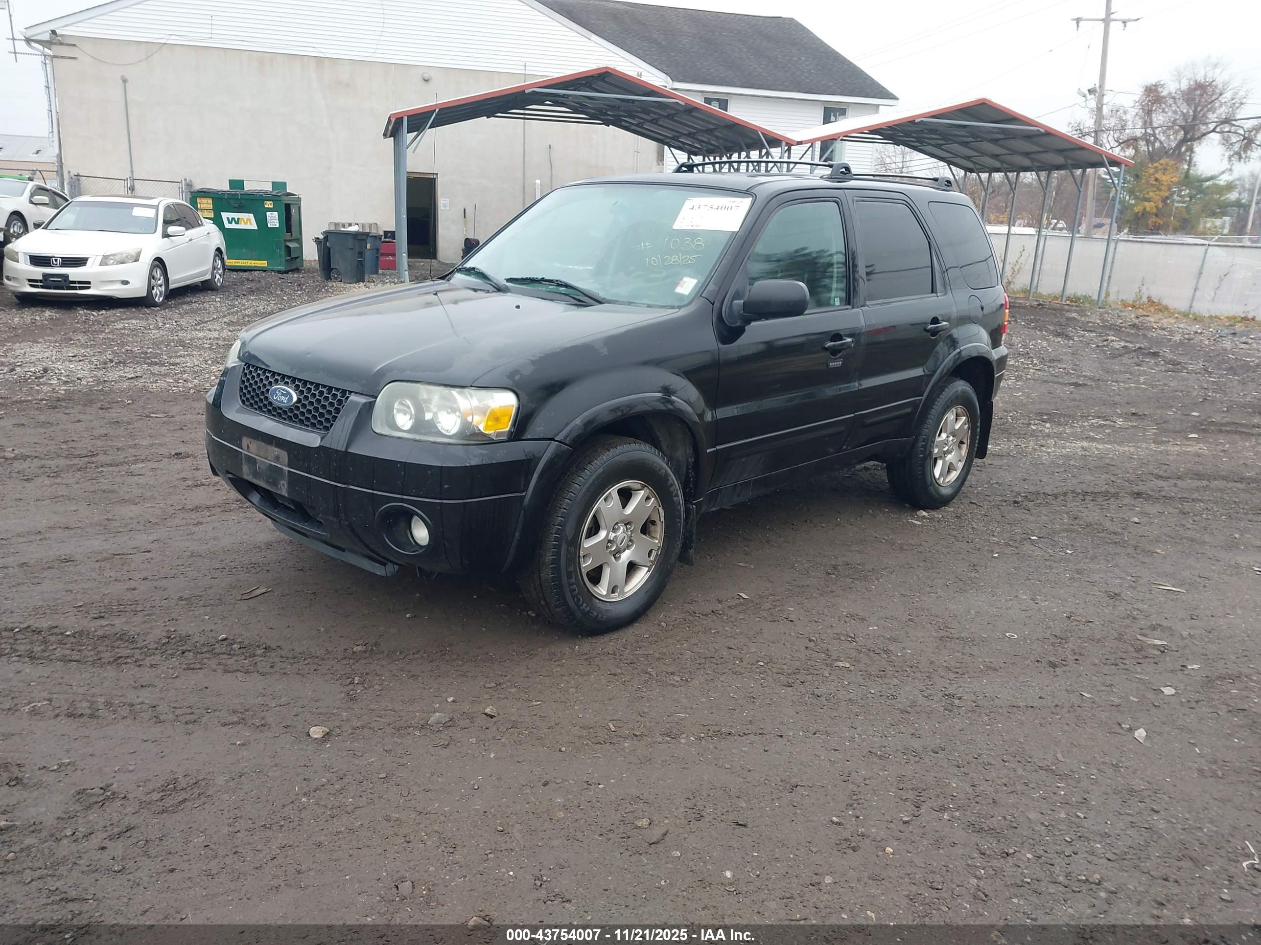 FORD ESCAPE image 2