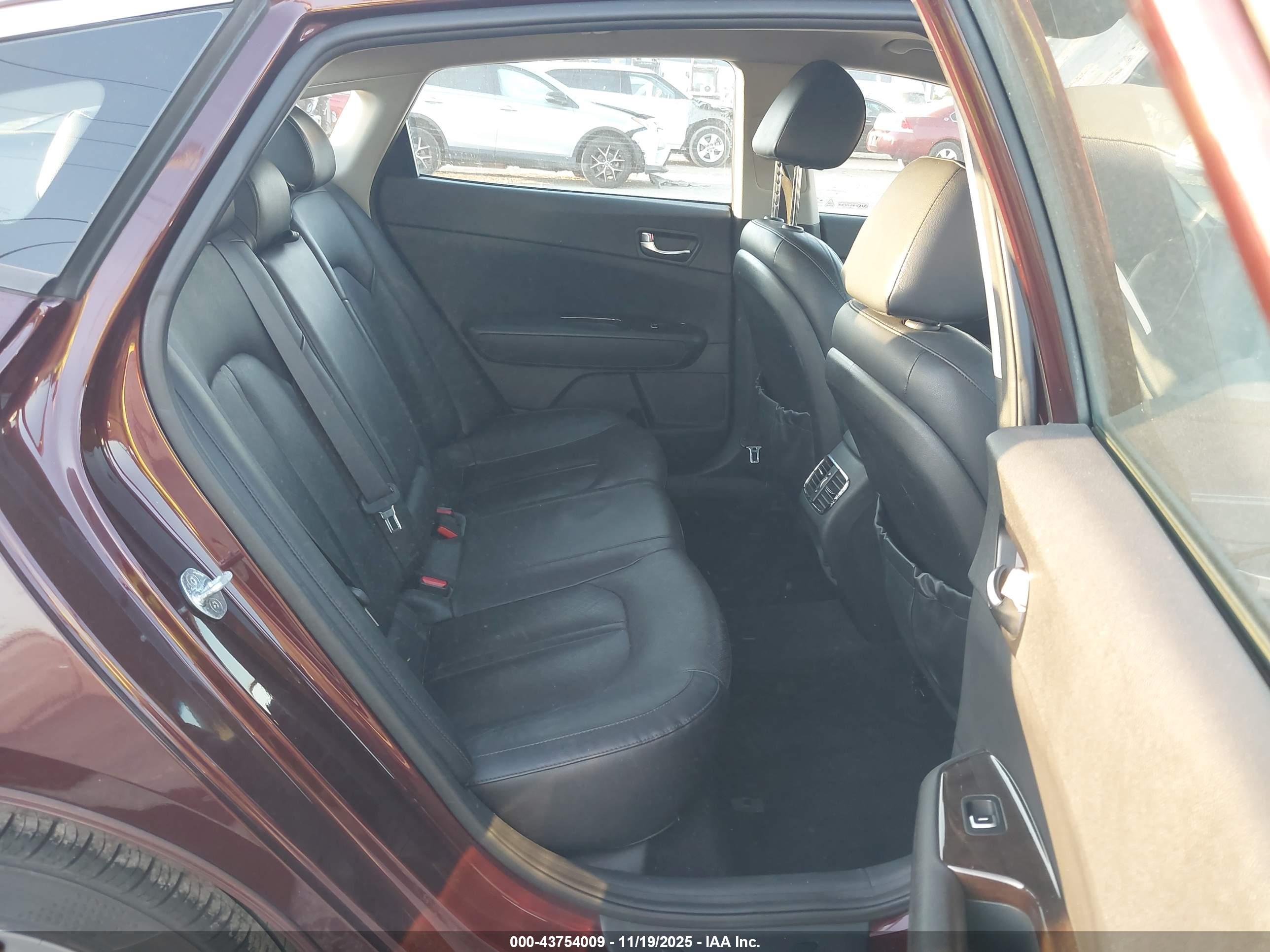 KIA OPTIMA image 8