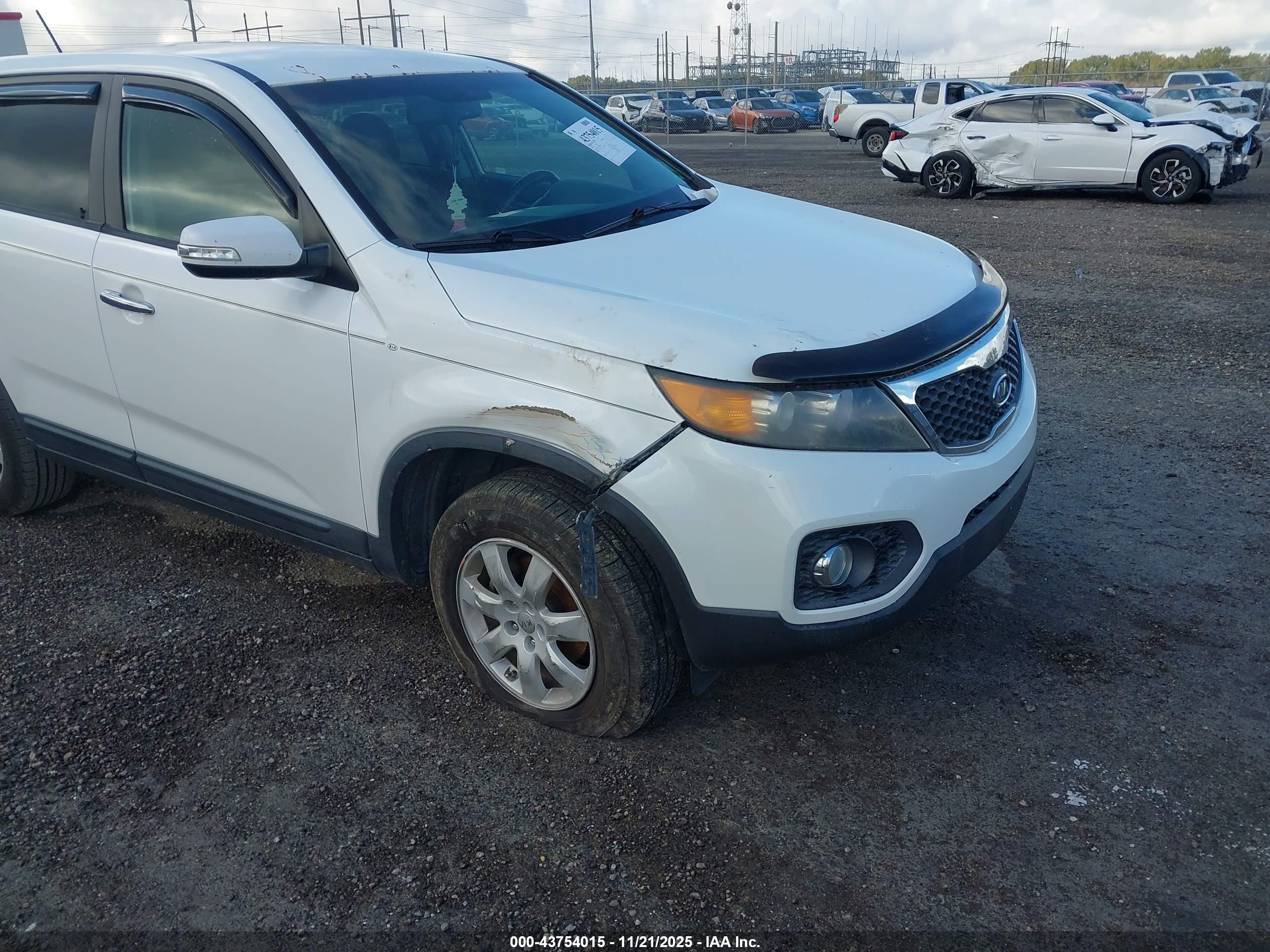 KIA SORENTO image 6