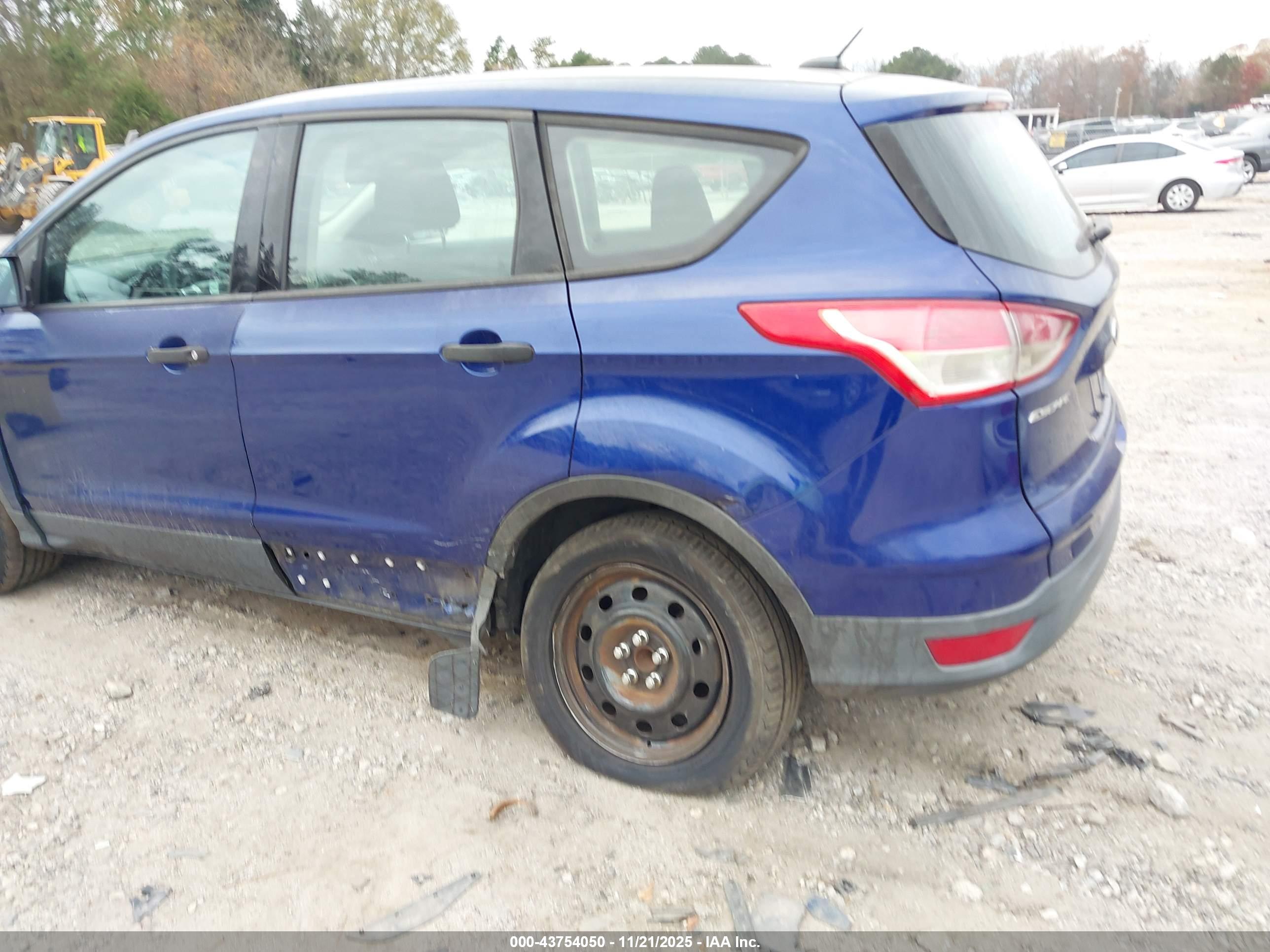 FORD ESCAPE image 6