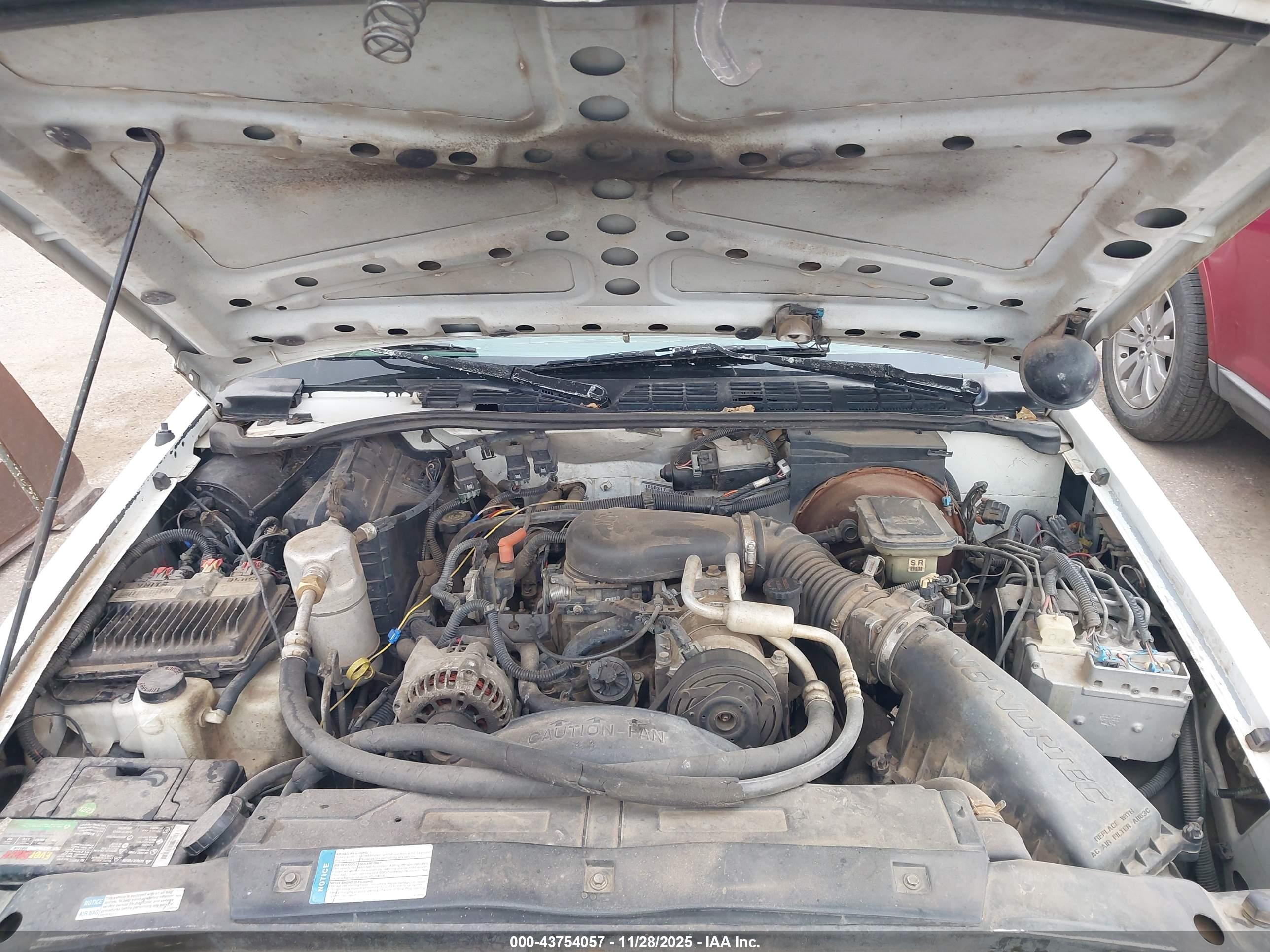 CHEVROLET S image 10