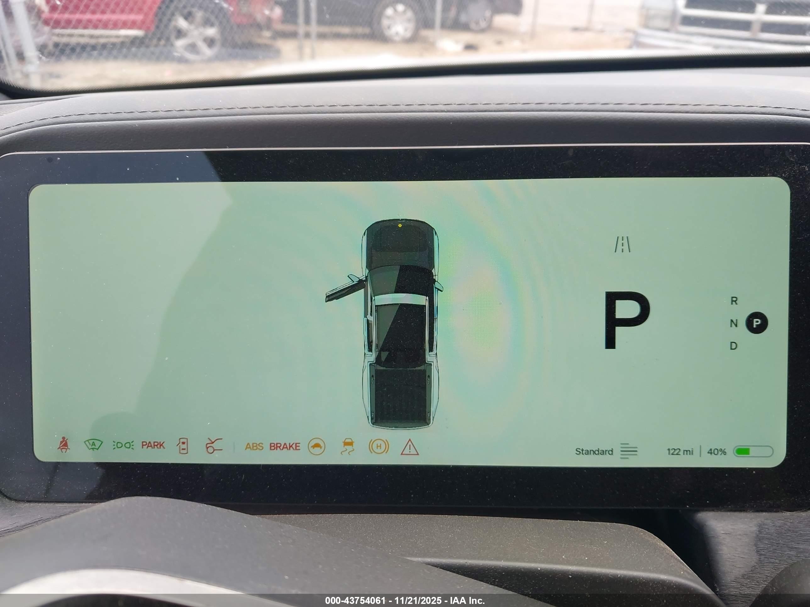 RIVIAN R1T image 7