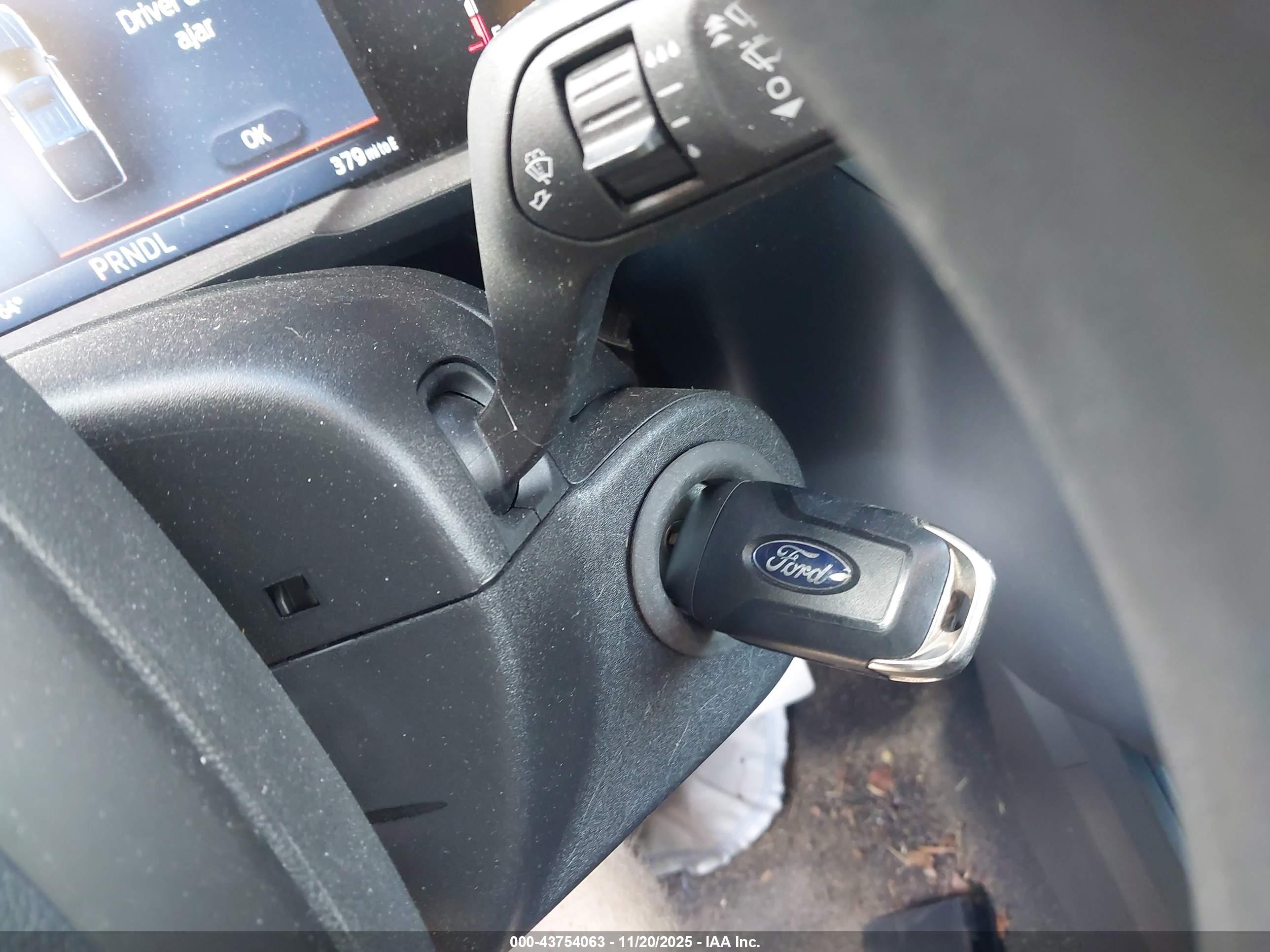 FORD MAVERICK image 11