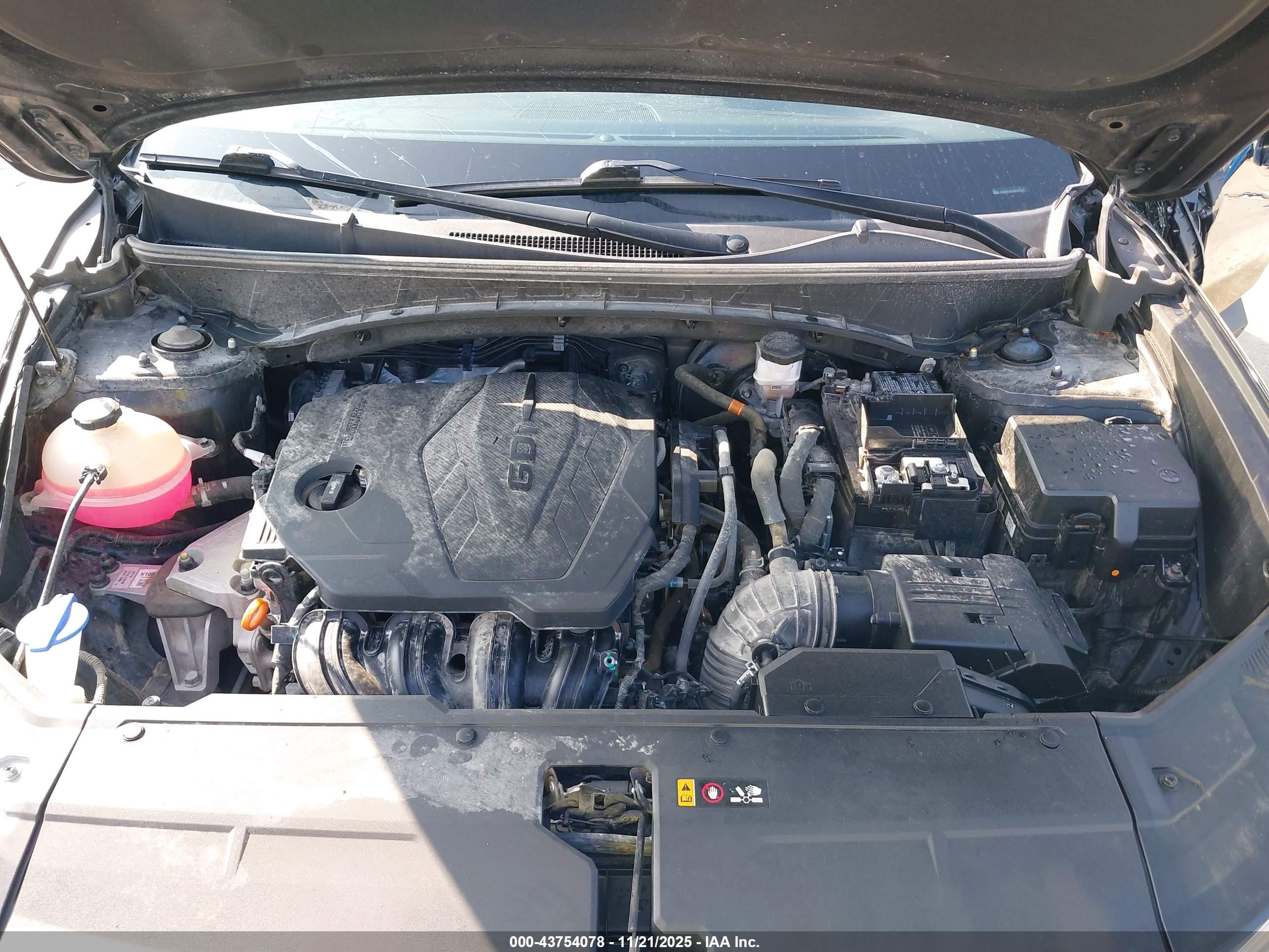 HYUNDAI TUCSON image 10