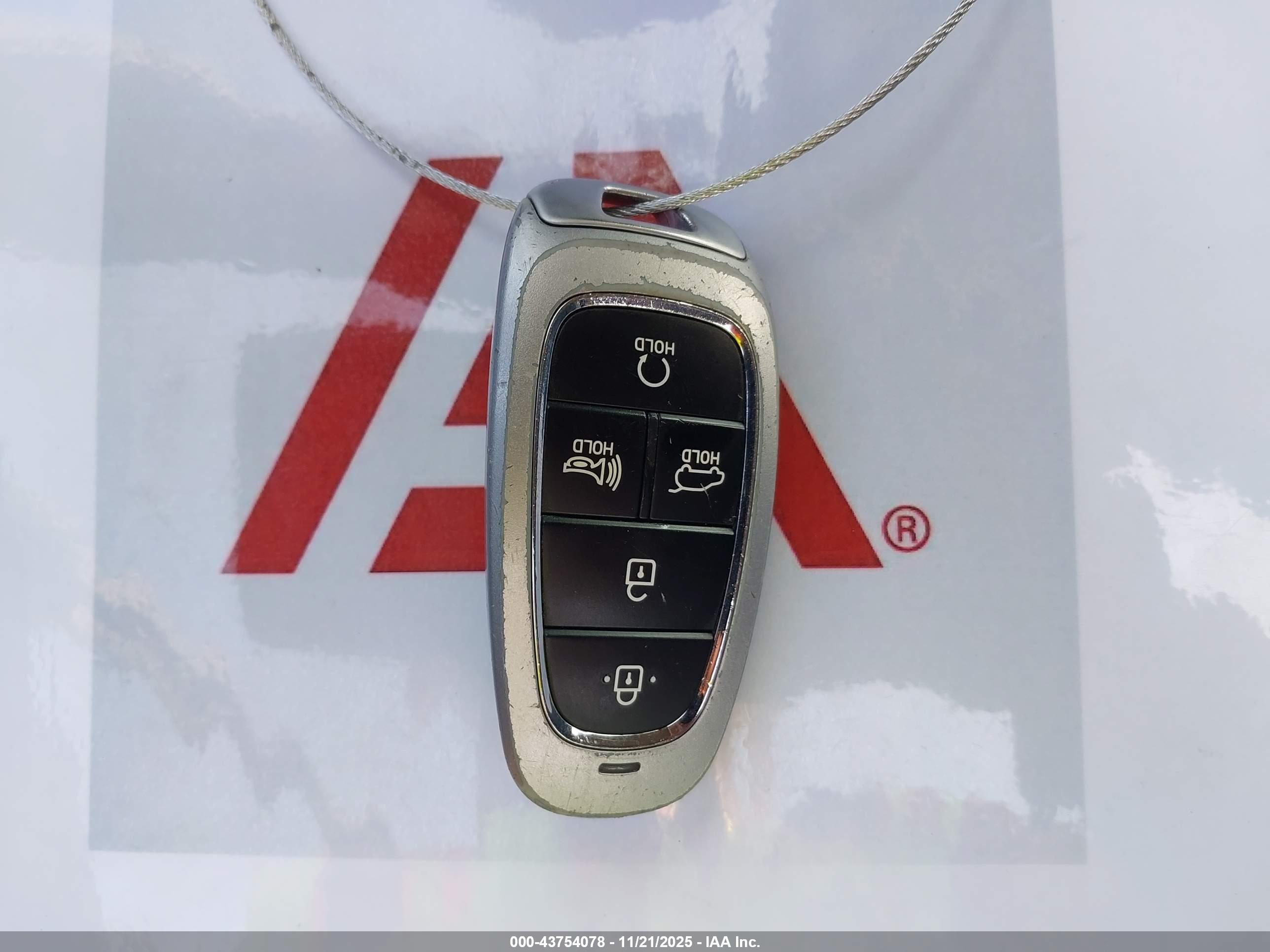 HYUNDAI TUCSON image 11