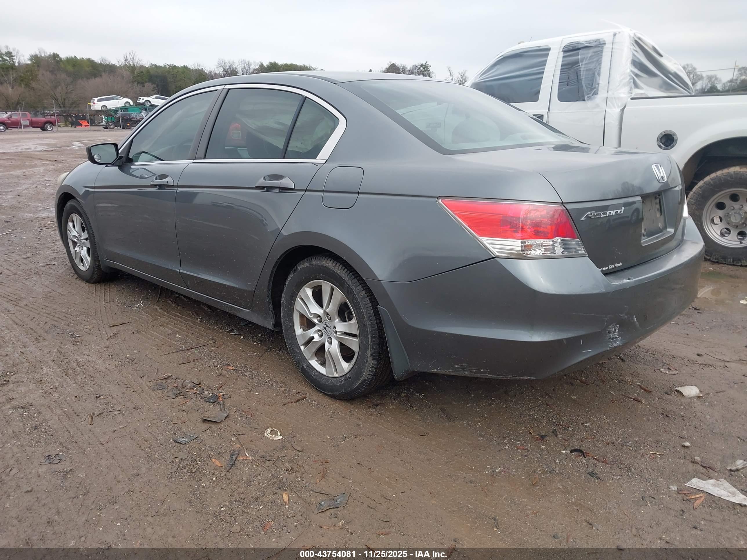 HONDA ACCORD image 3
