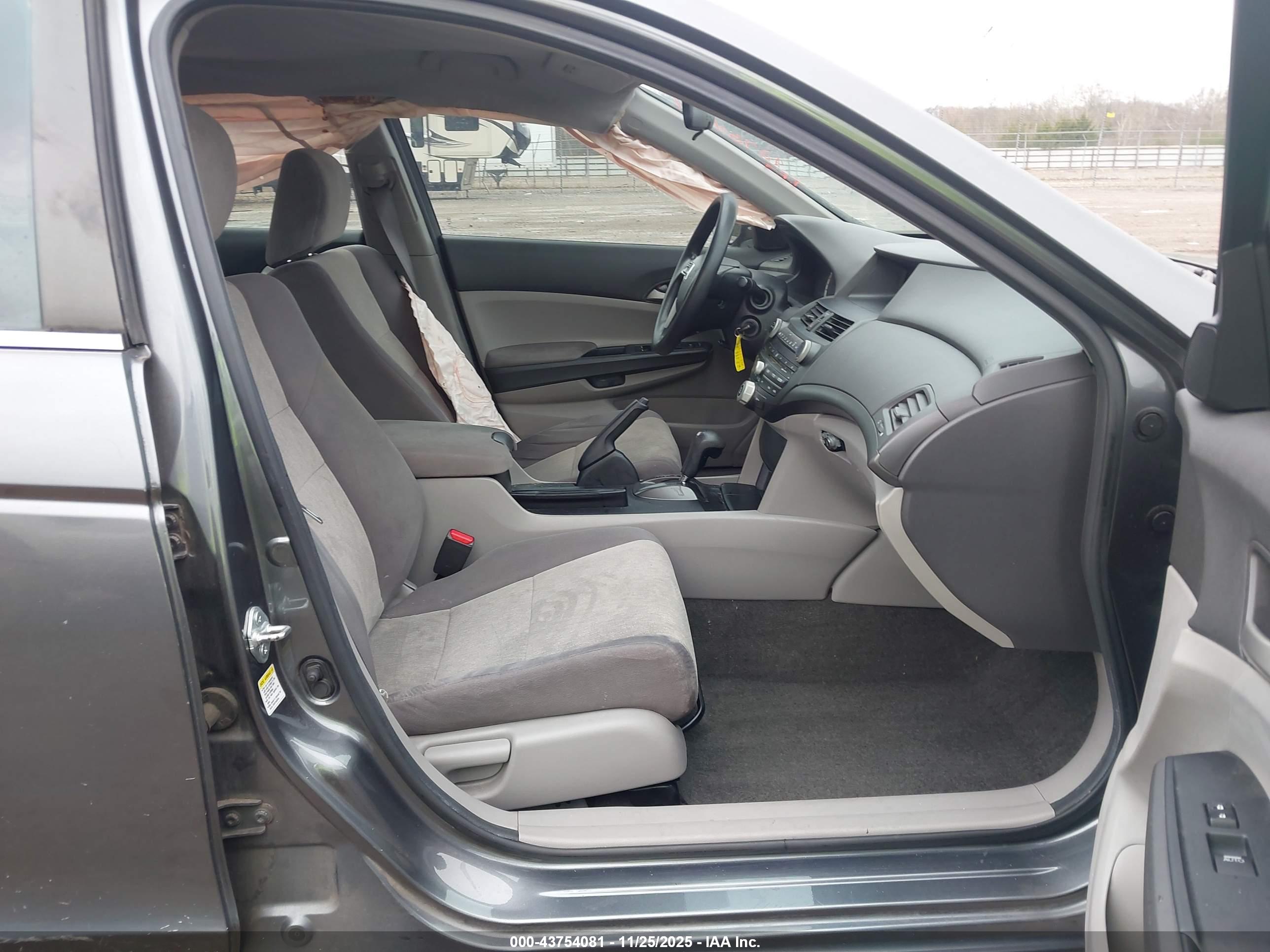 HONDA ACCORD image 5