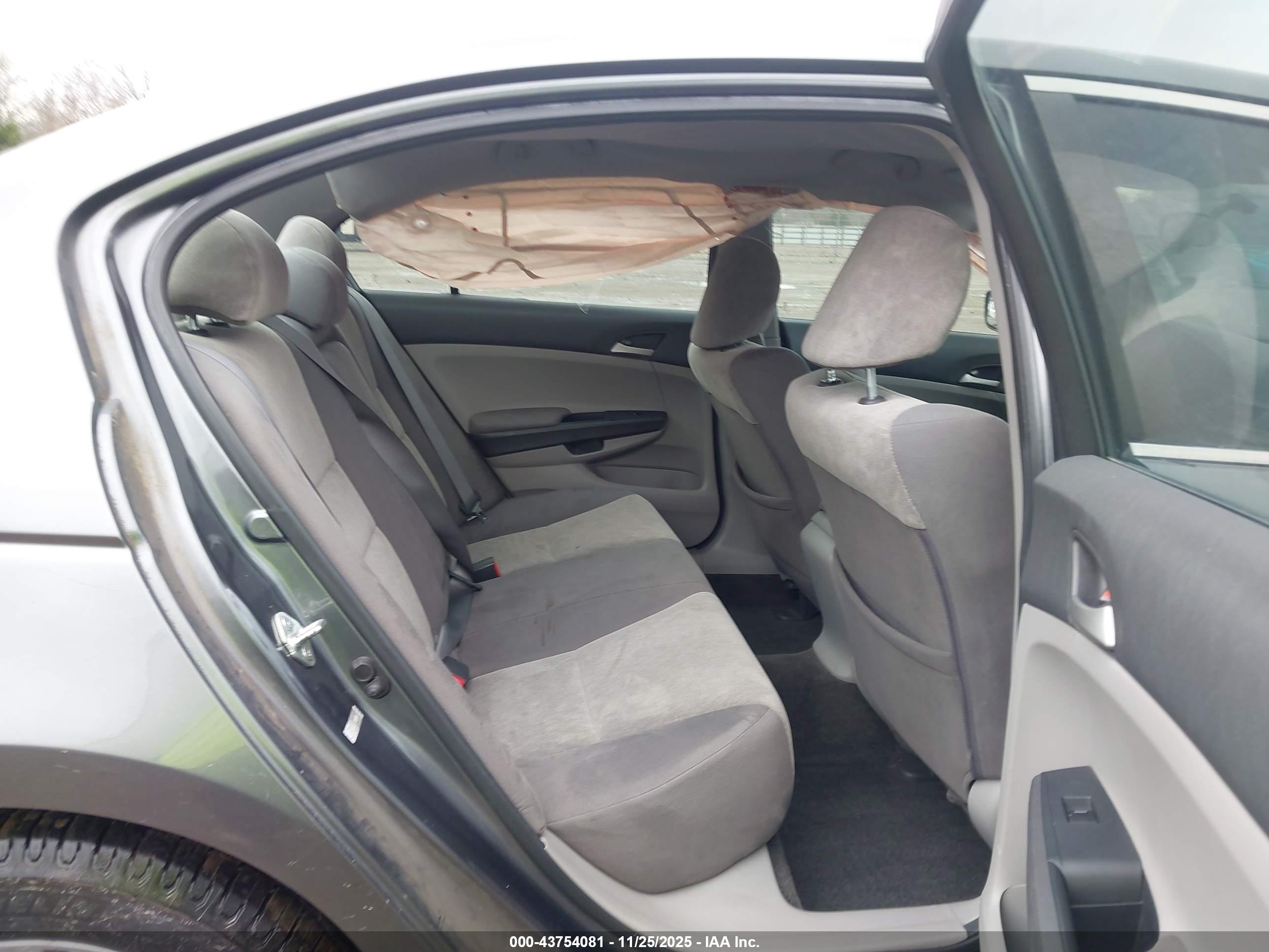 HONDA ACCORD image 8