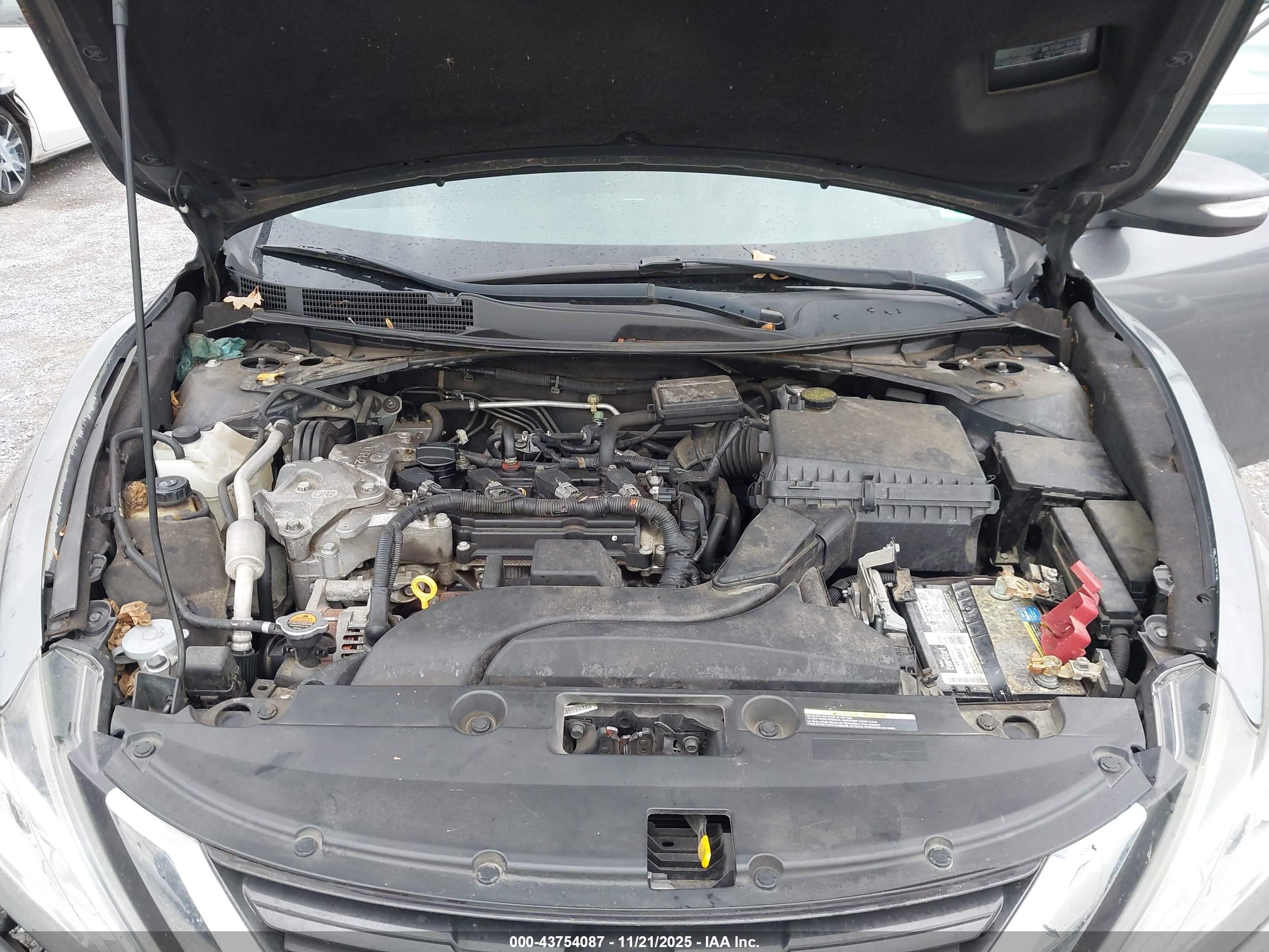 NISSAN ALTIMA image 10