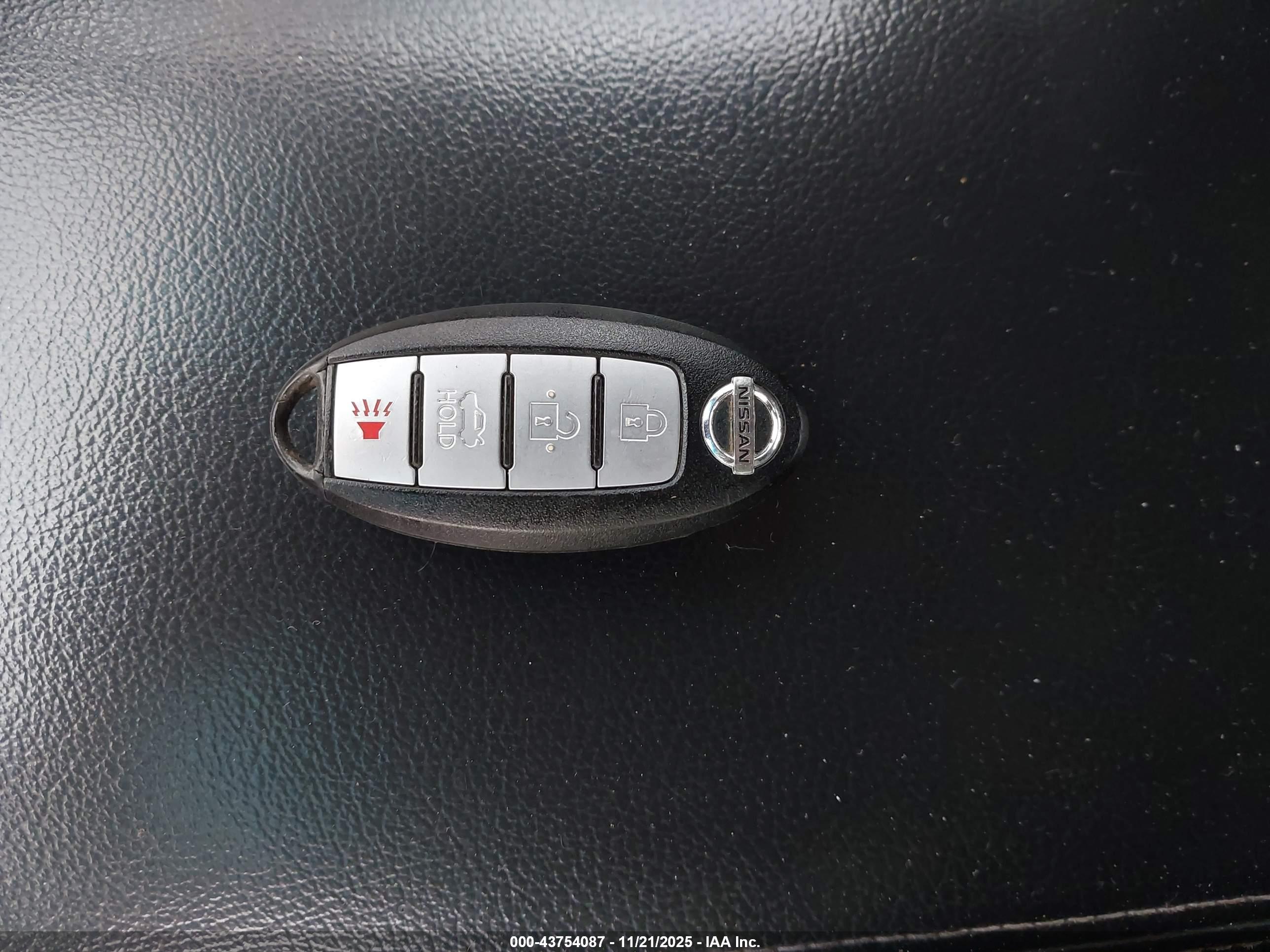 NISSAN ALTIMA image 11