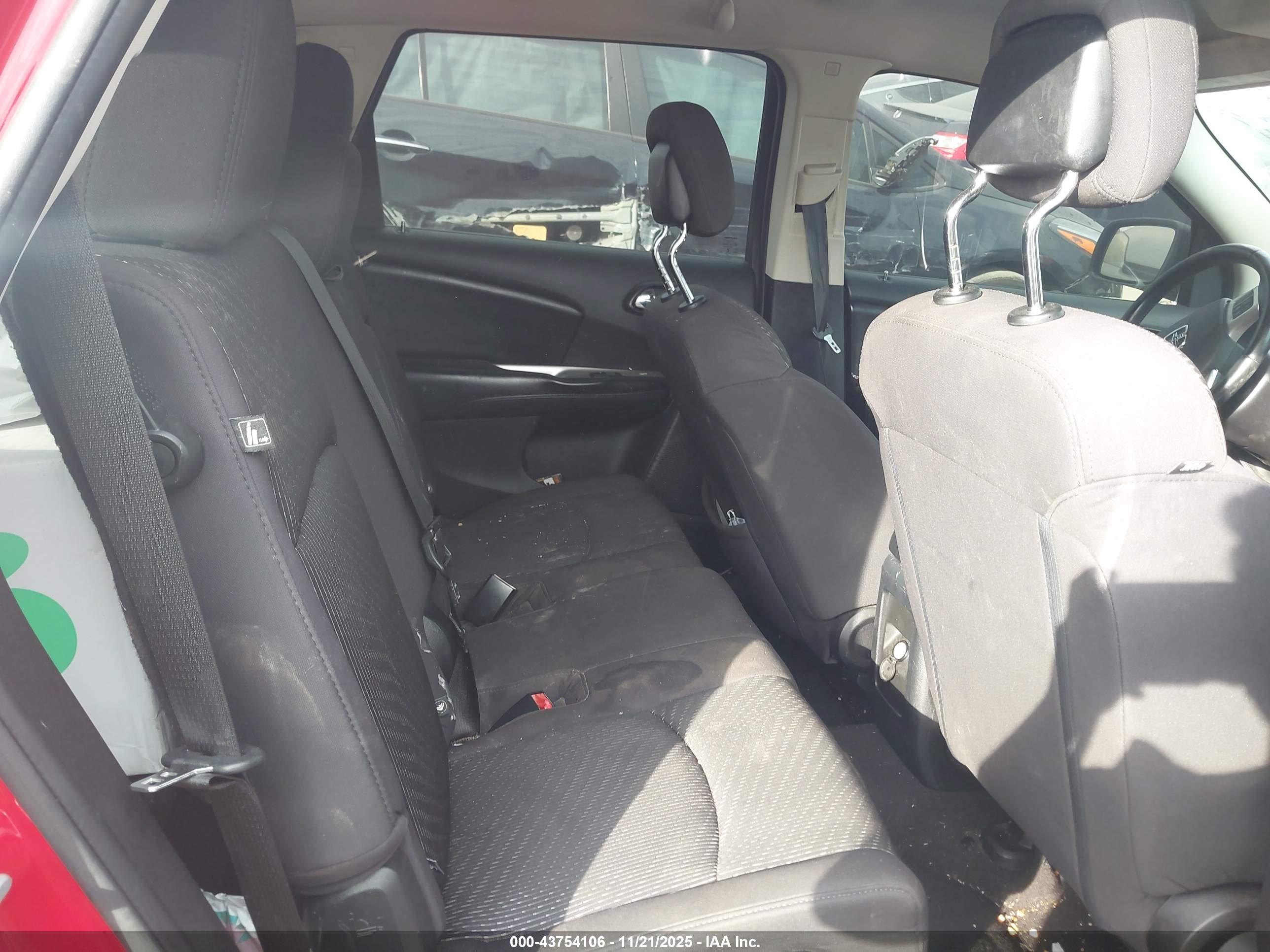 DODGE JOURNEY image 8