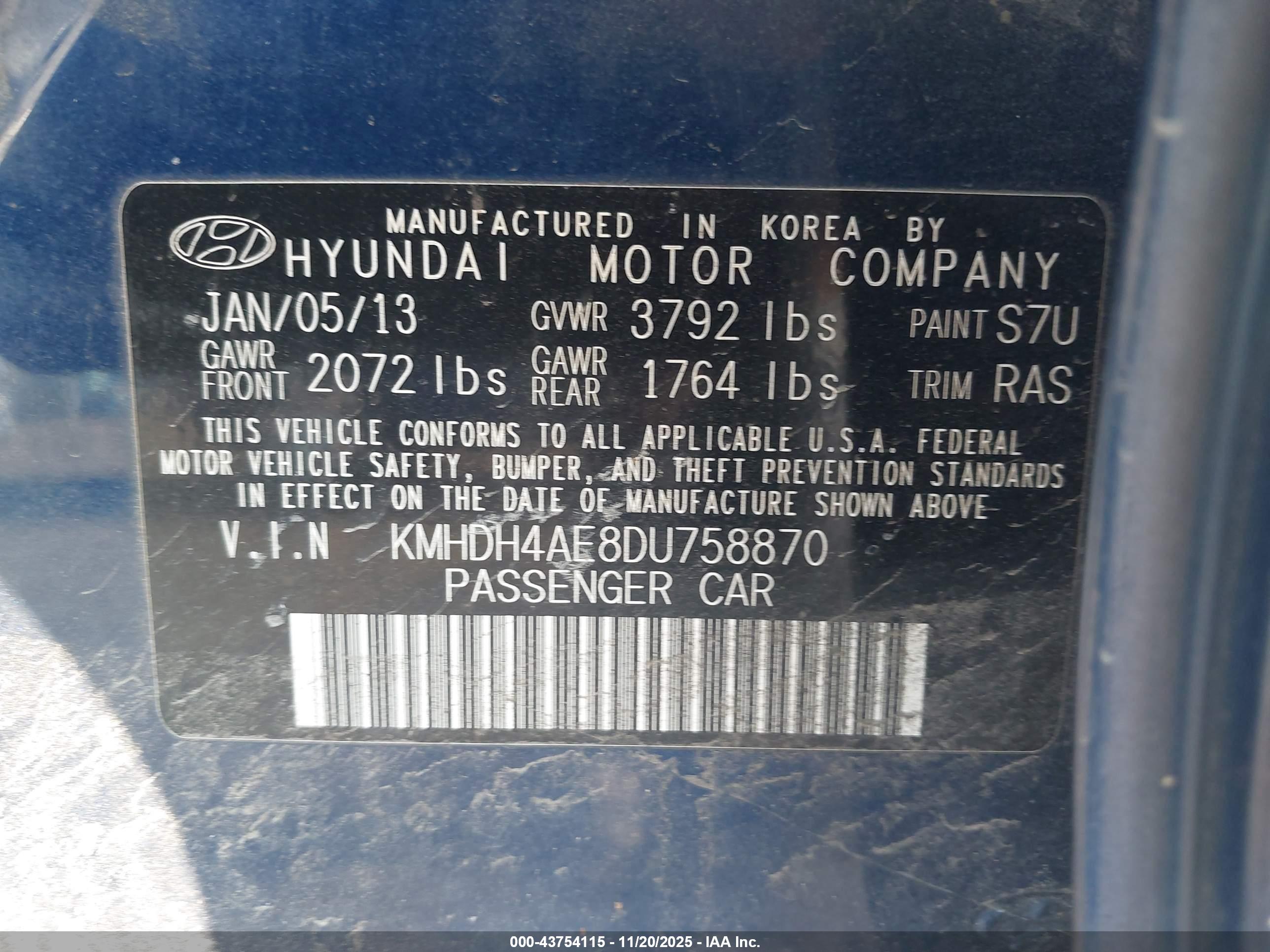 HYUNDAI ELANTRA image 9