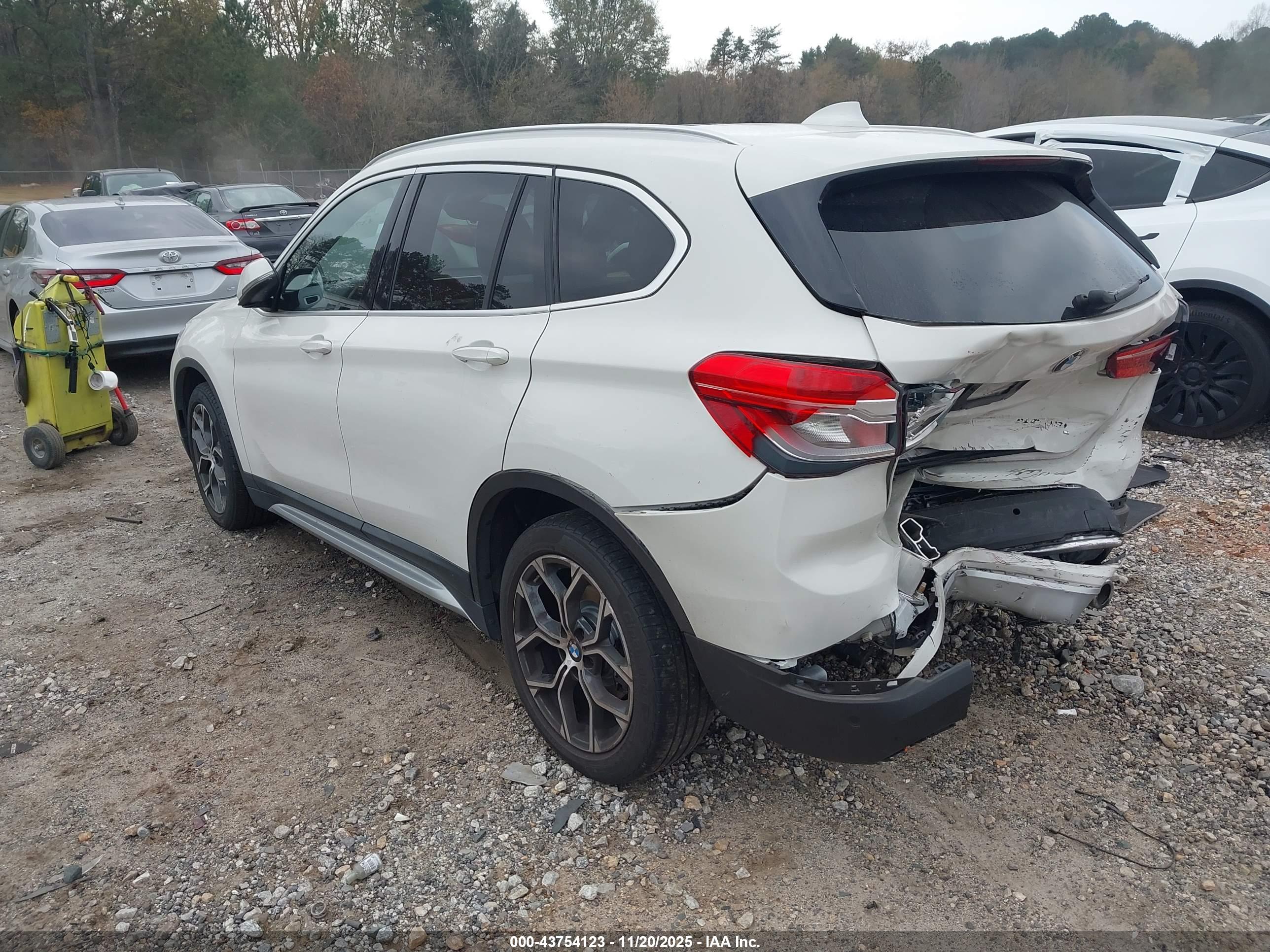 BMW X1 image 3