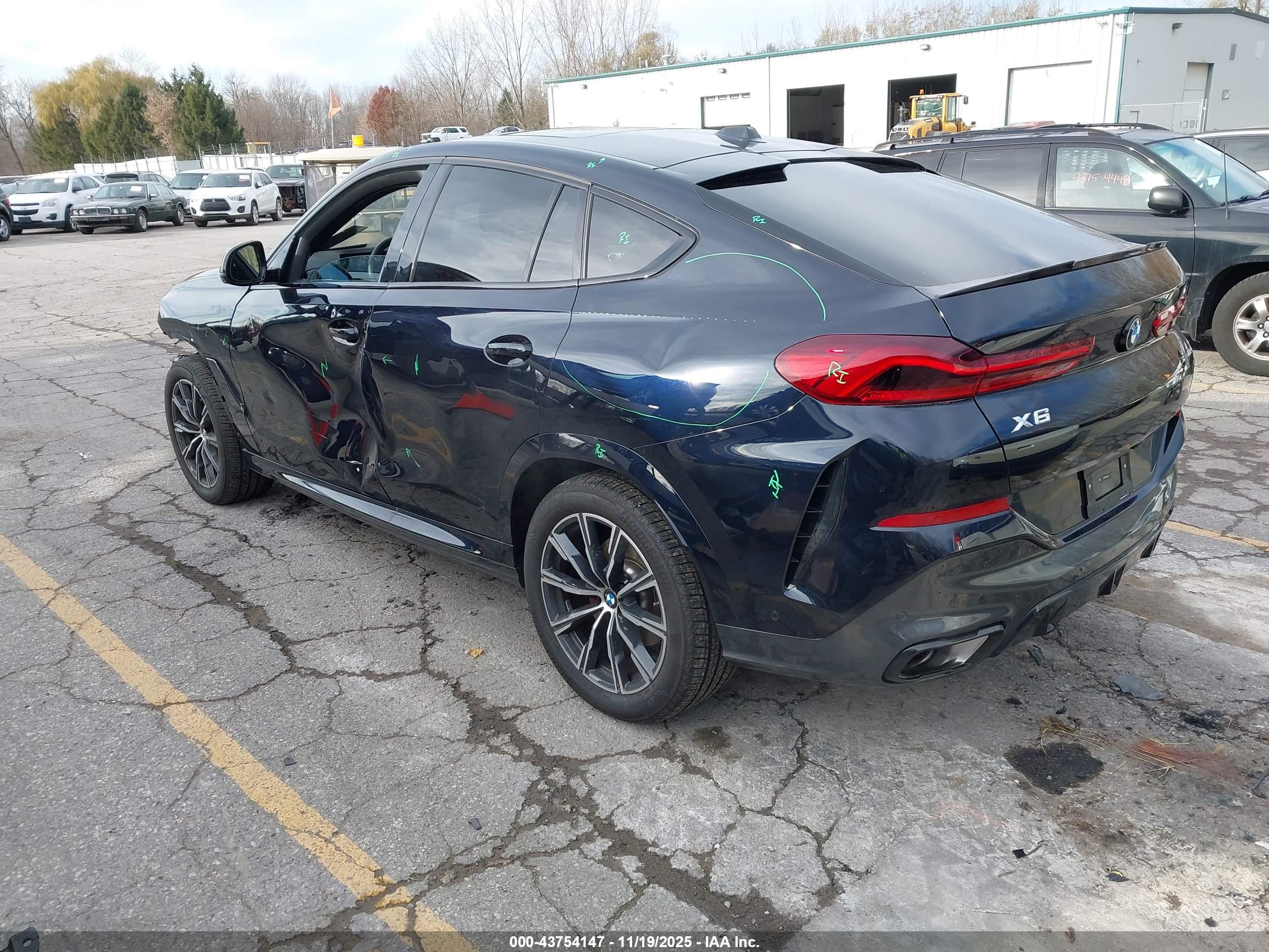 BMW X6 image 3