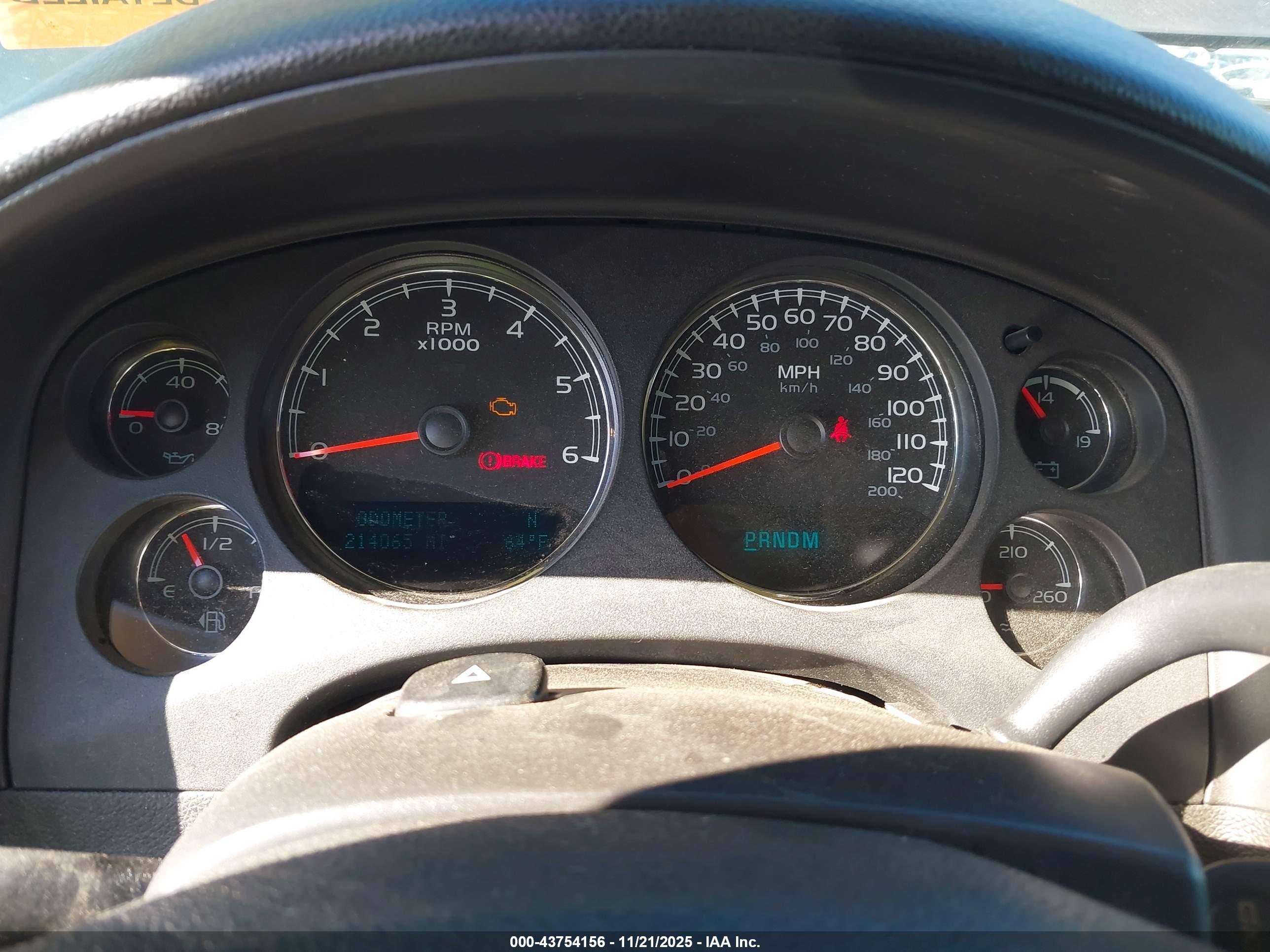 GMC YUKON image 7