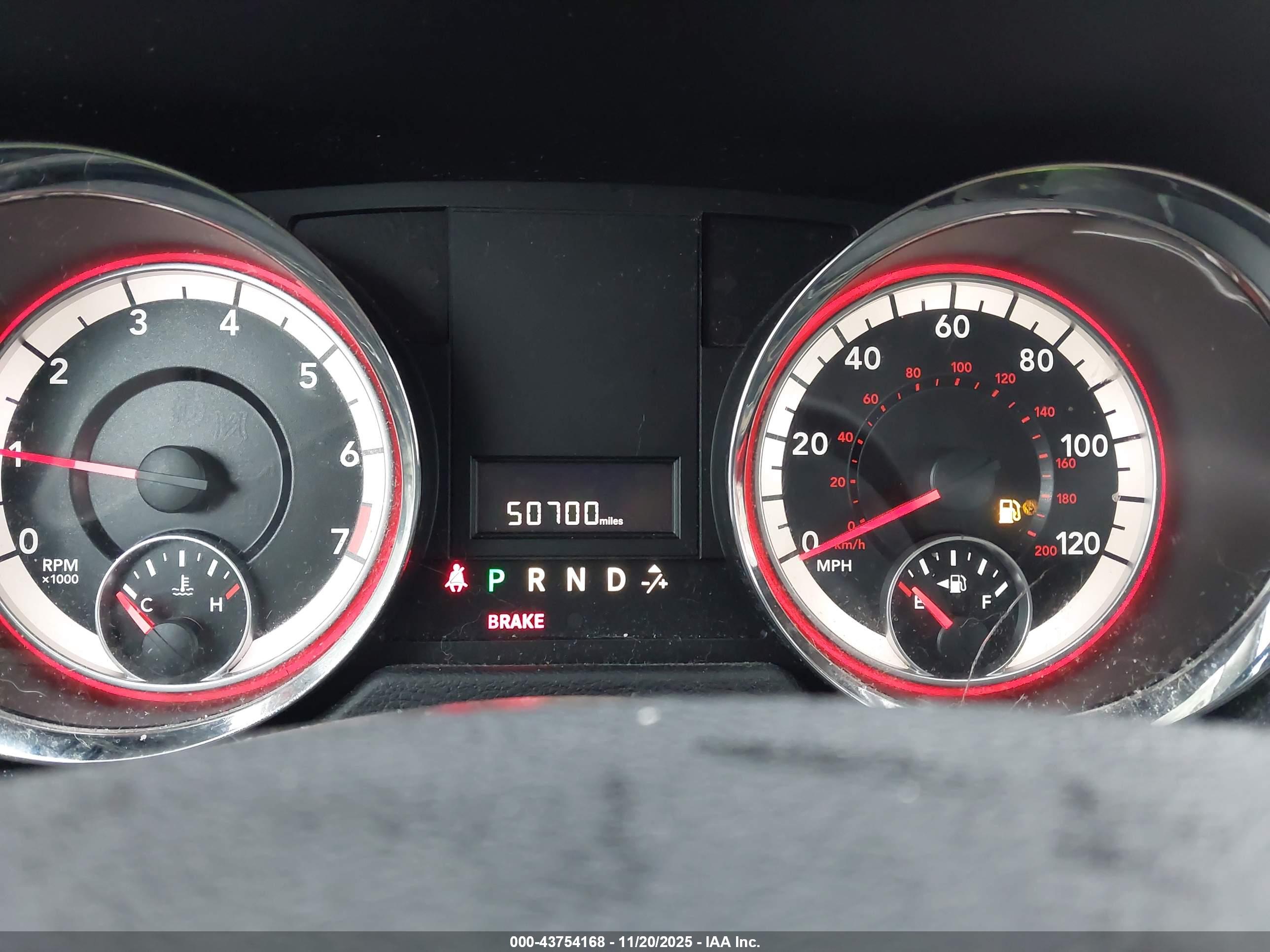 DODGE GRAND image 7
