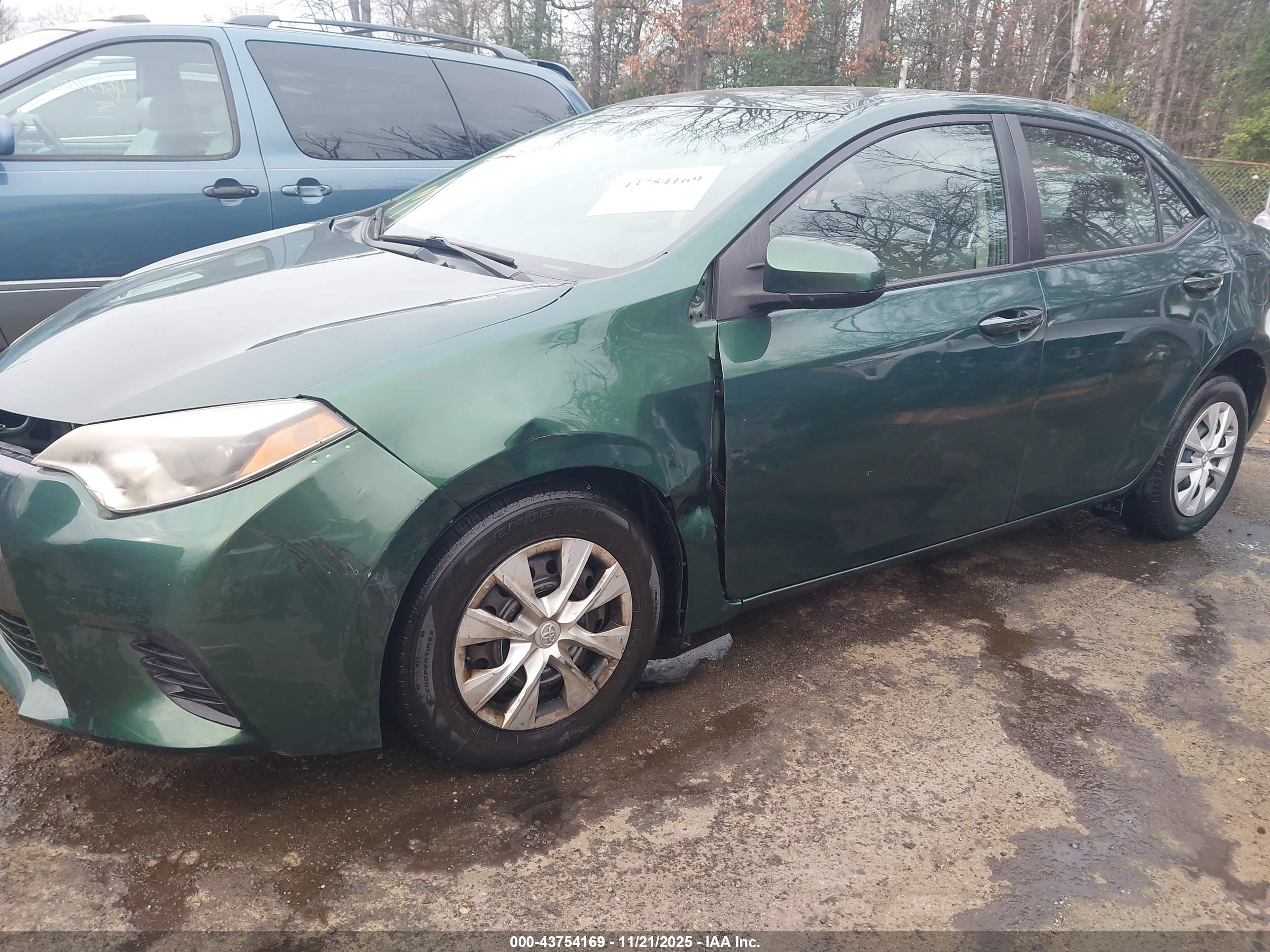 TOYOTA COROLLA image 6