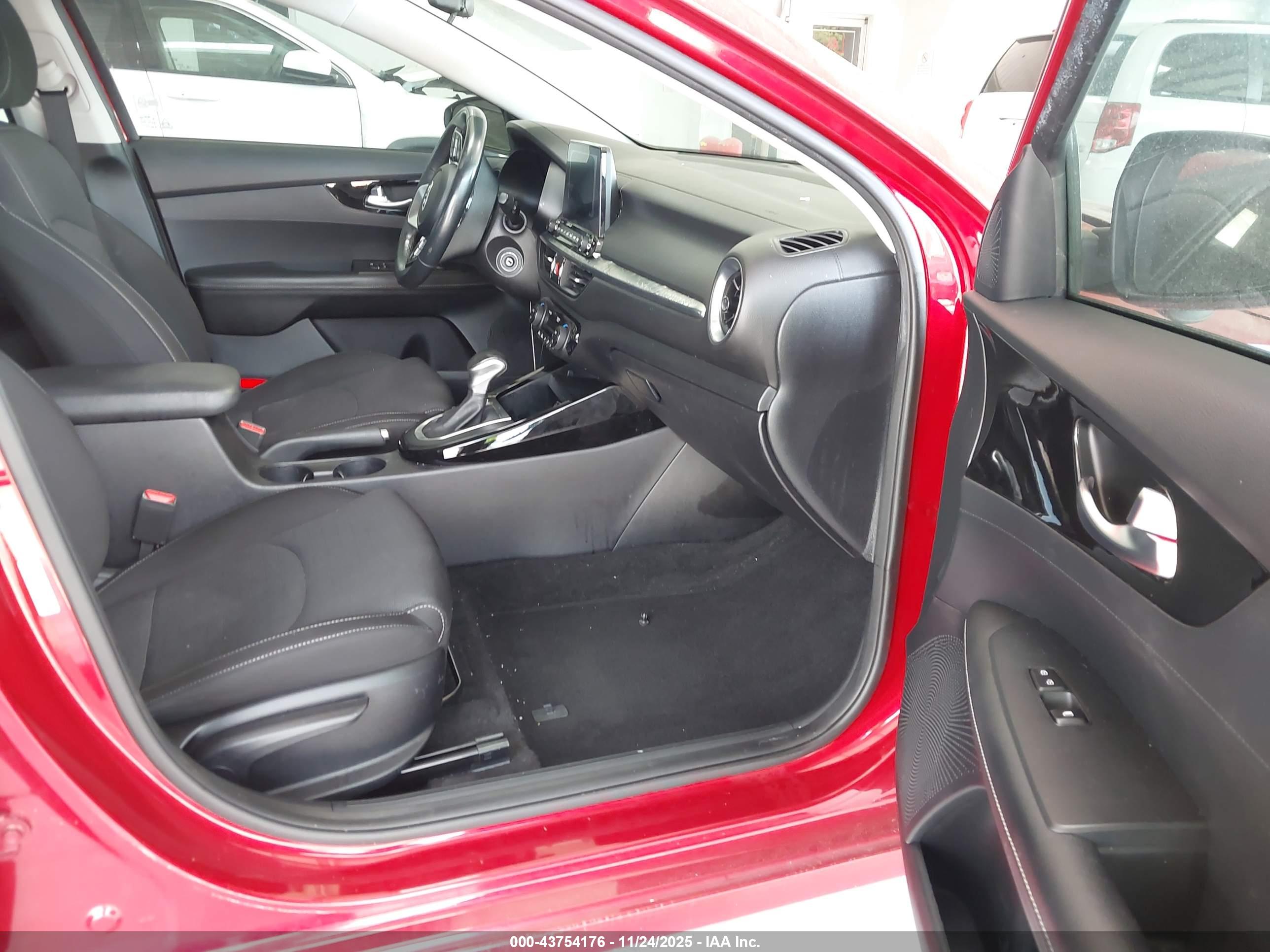 KIA FORTE image 5