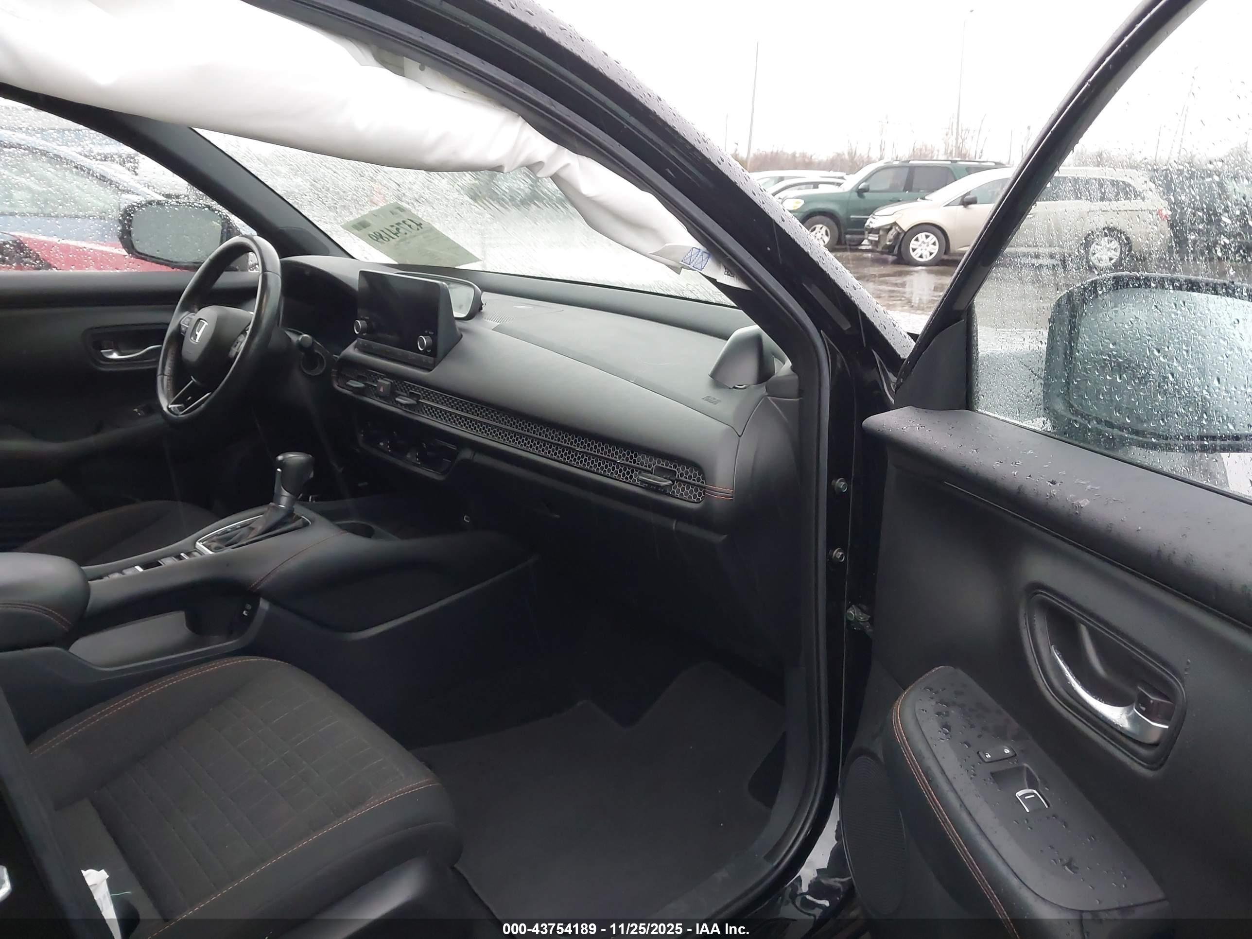 HONDA HR-V image 5