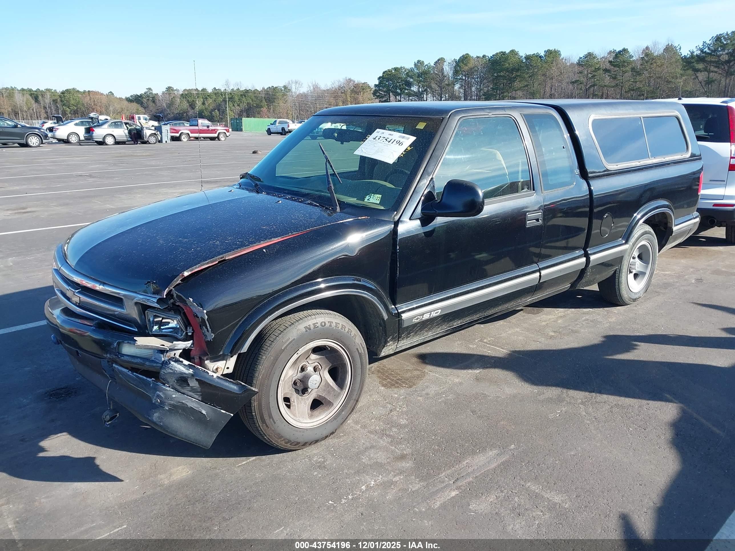CHEVROLET S image 2