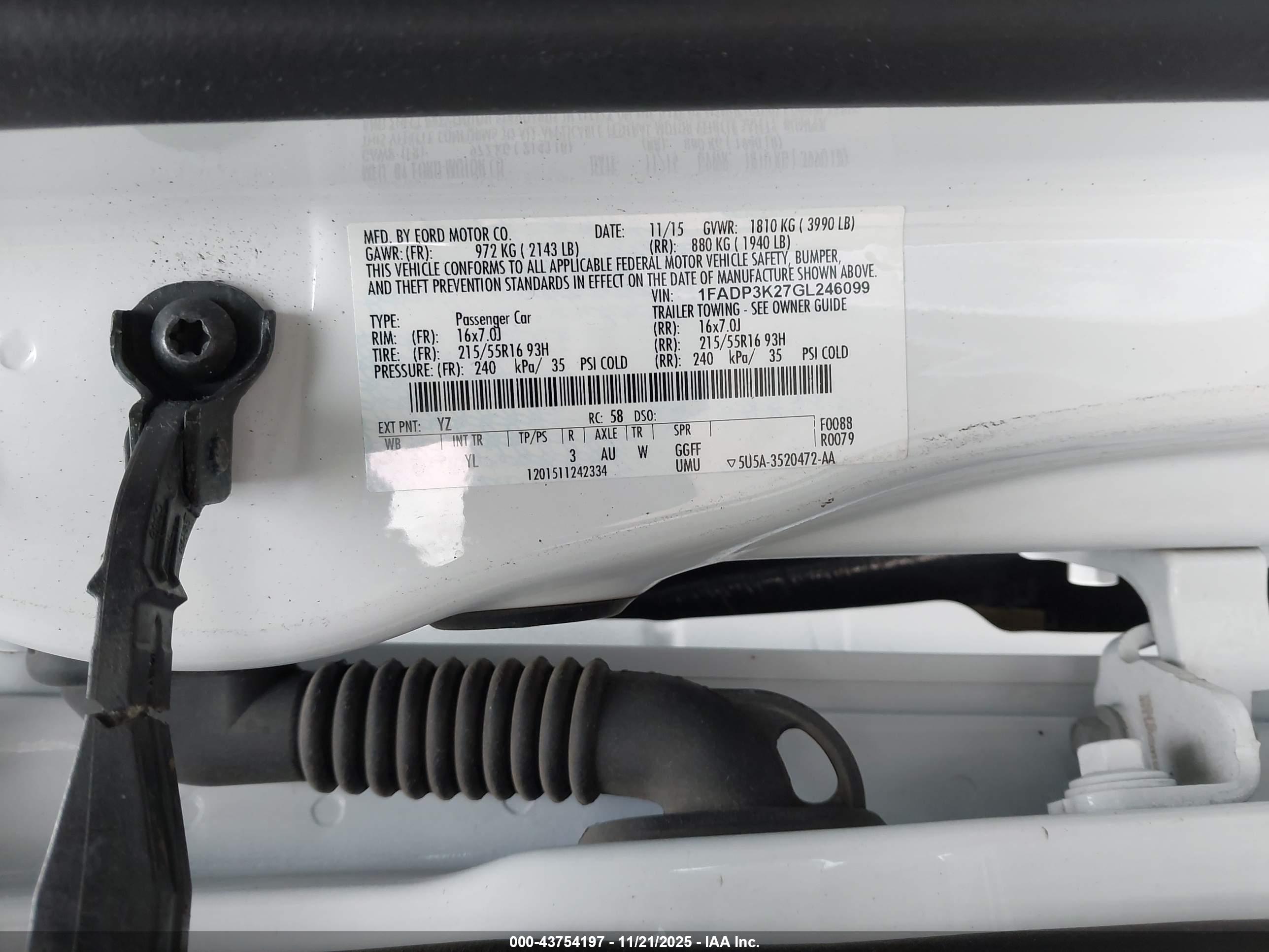FORD FOCUS image 9