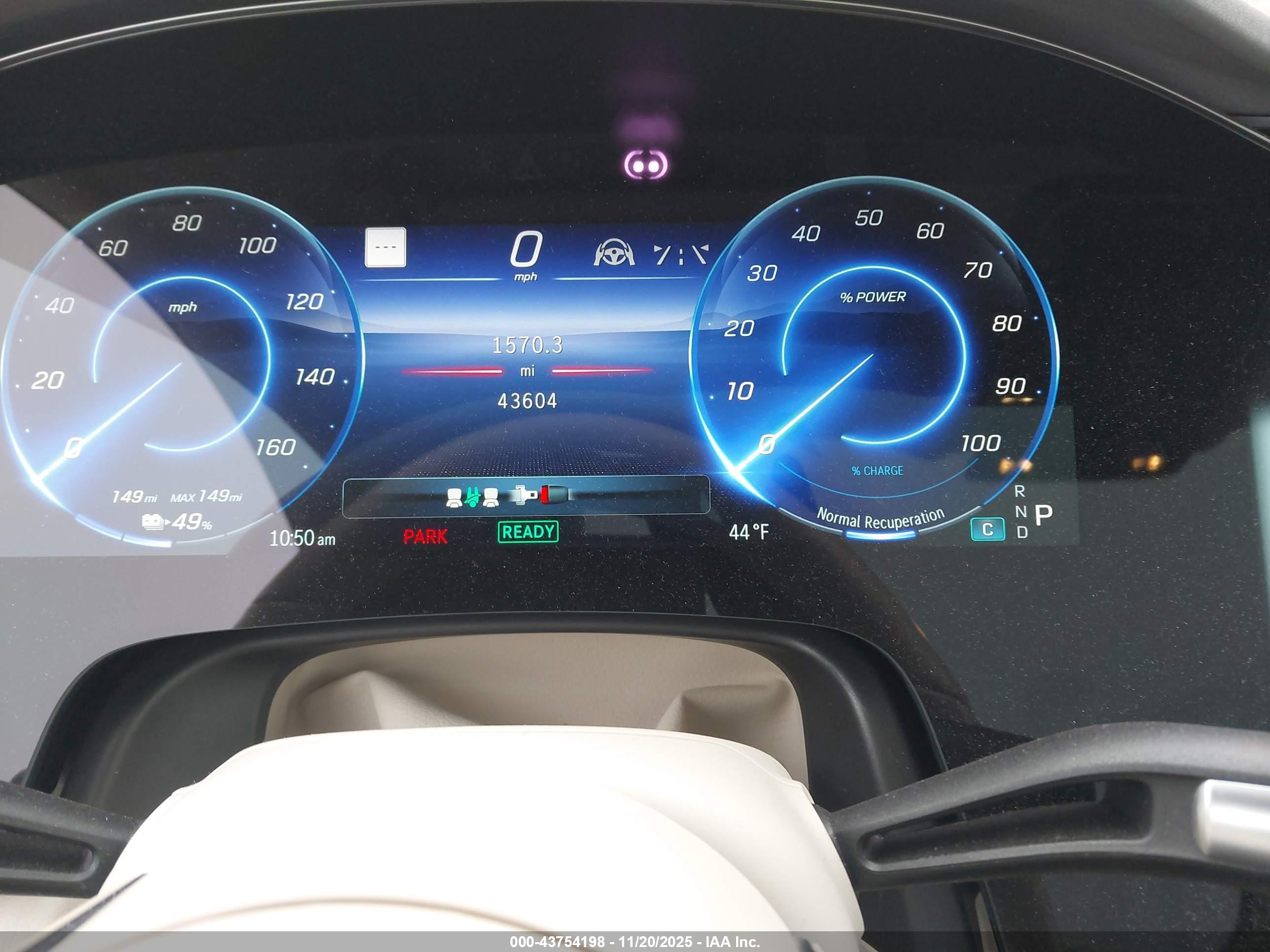 MERCEDES-BENZ EQS image 7