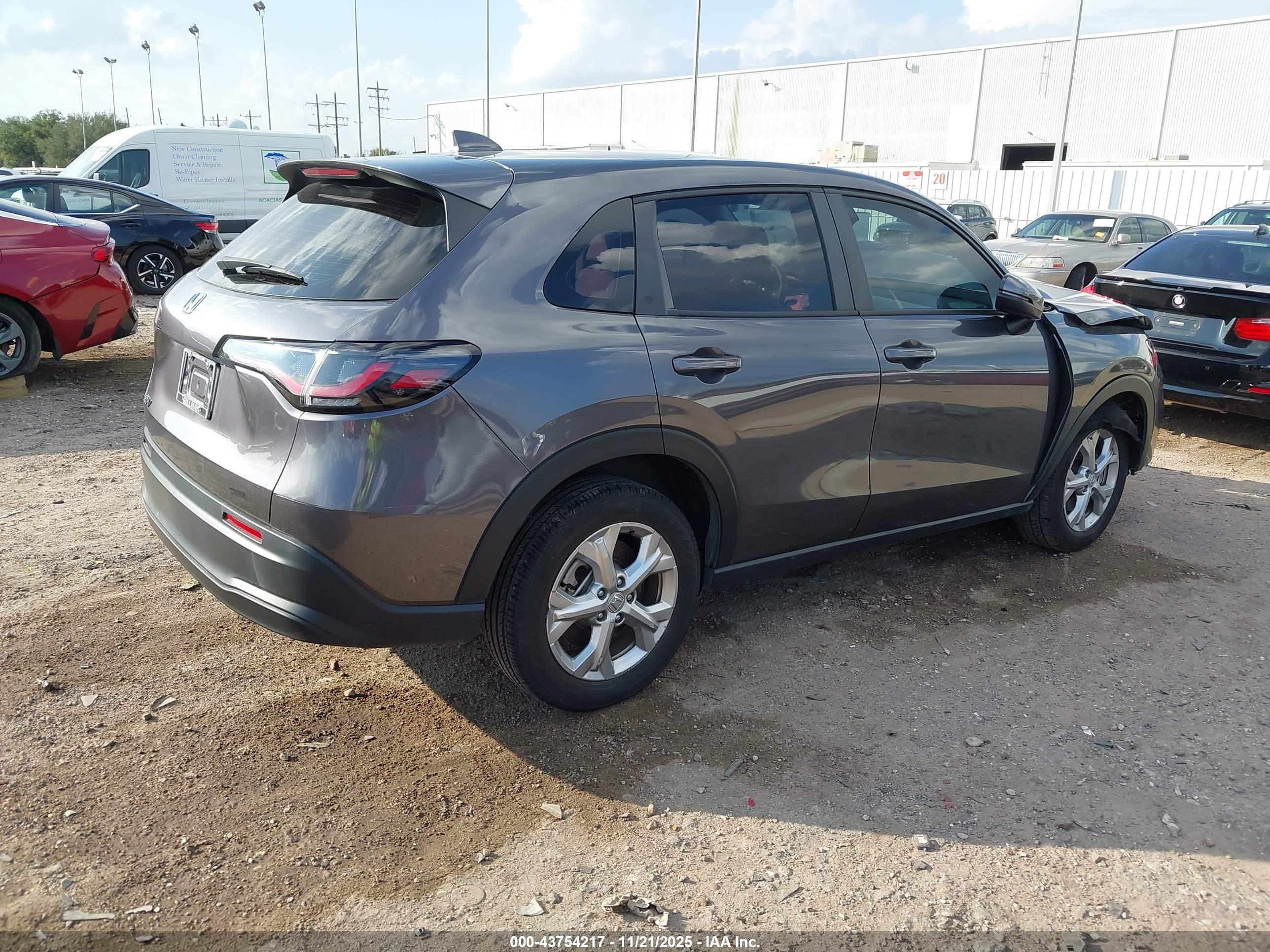 HONDA HR-V image 4