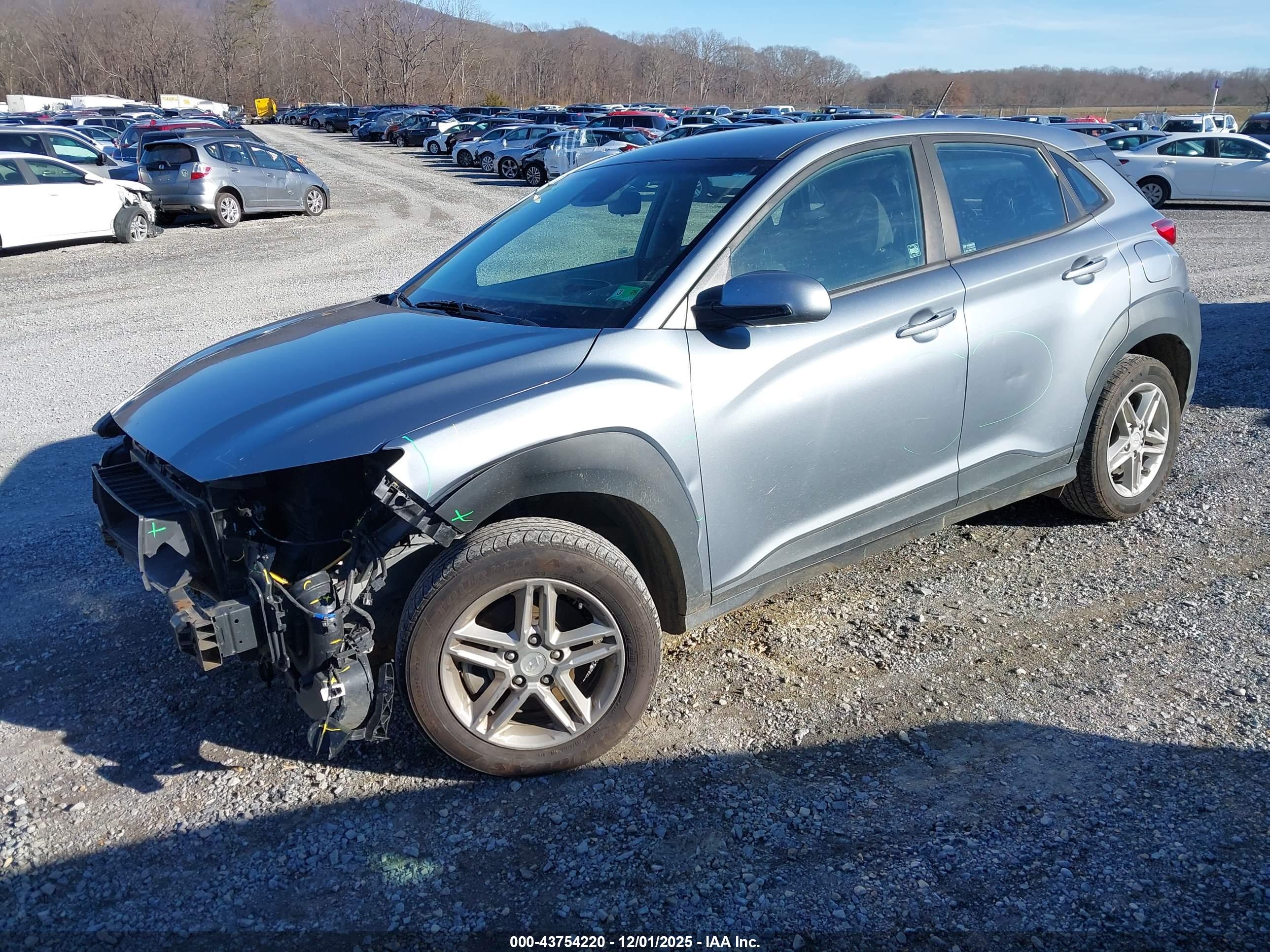 HYUNDAI KONA image 2