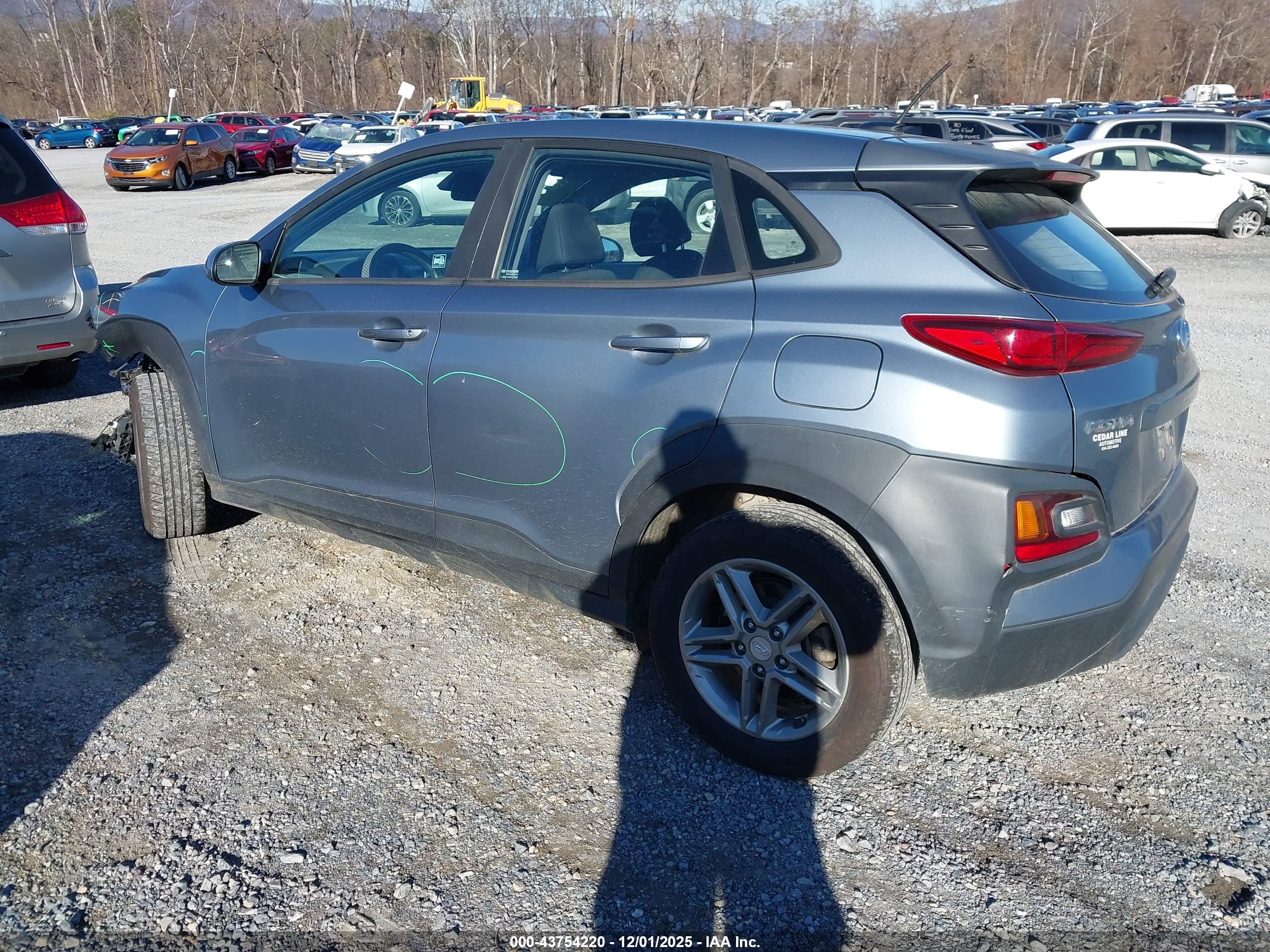 HYUNDAI KONA image 3