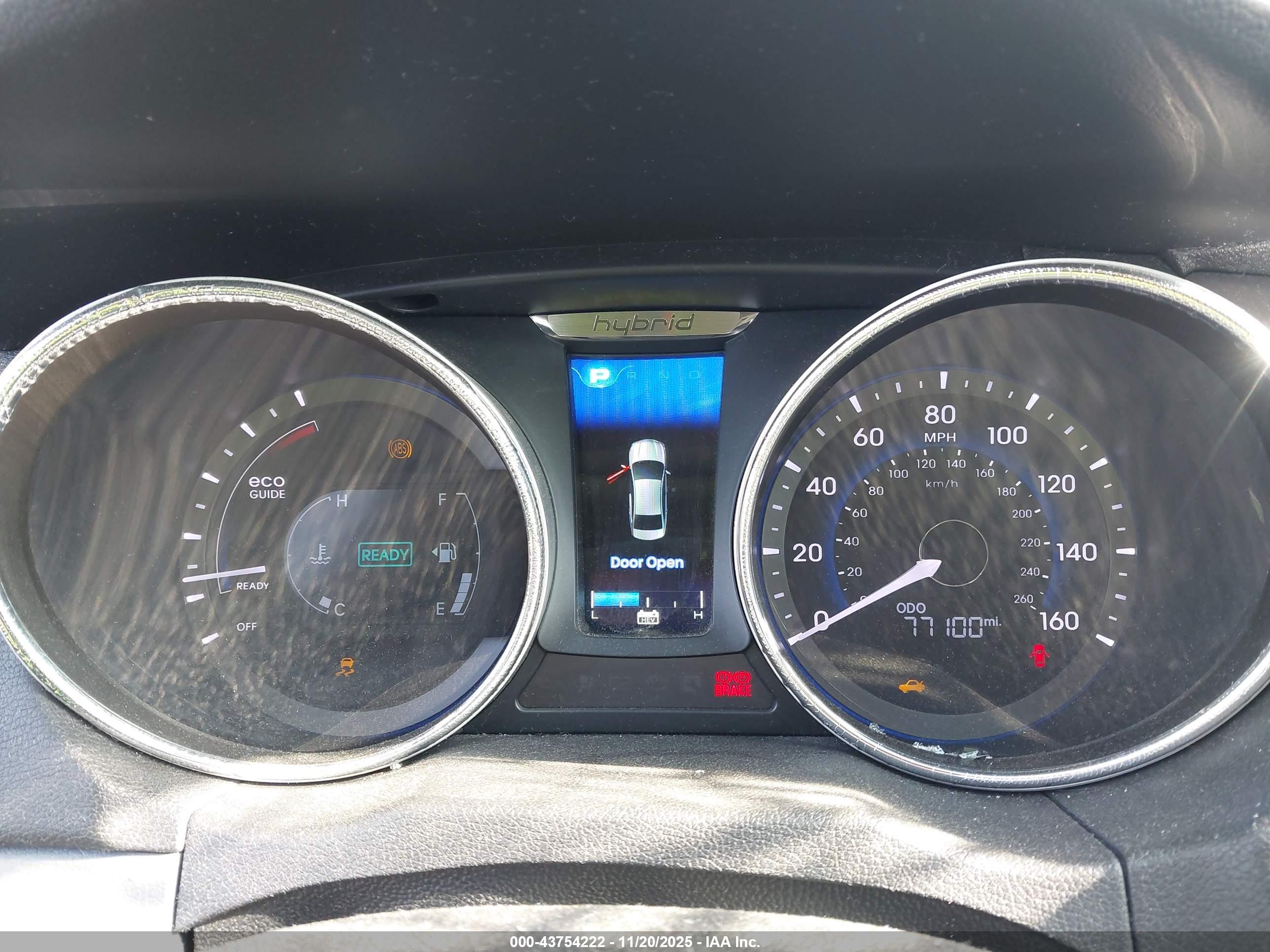 HYUNDAI SONATA image 7
