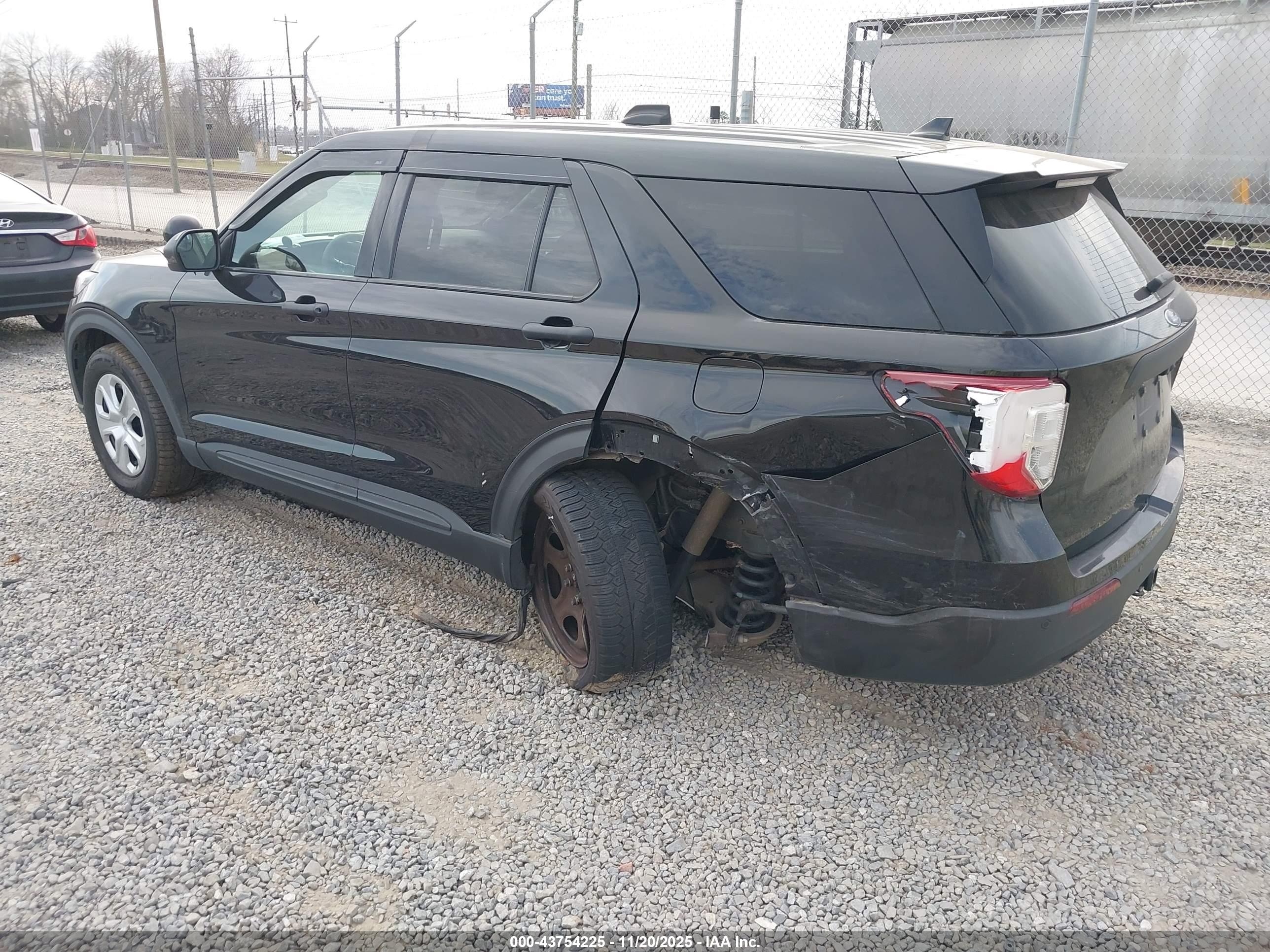 FORD POLICE image 3