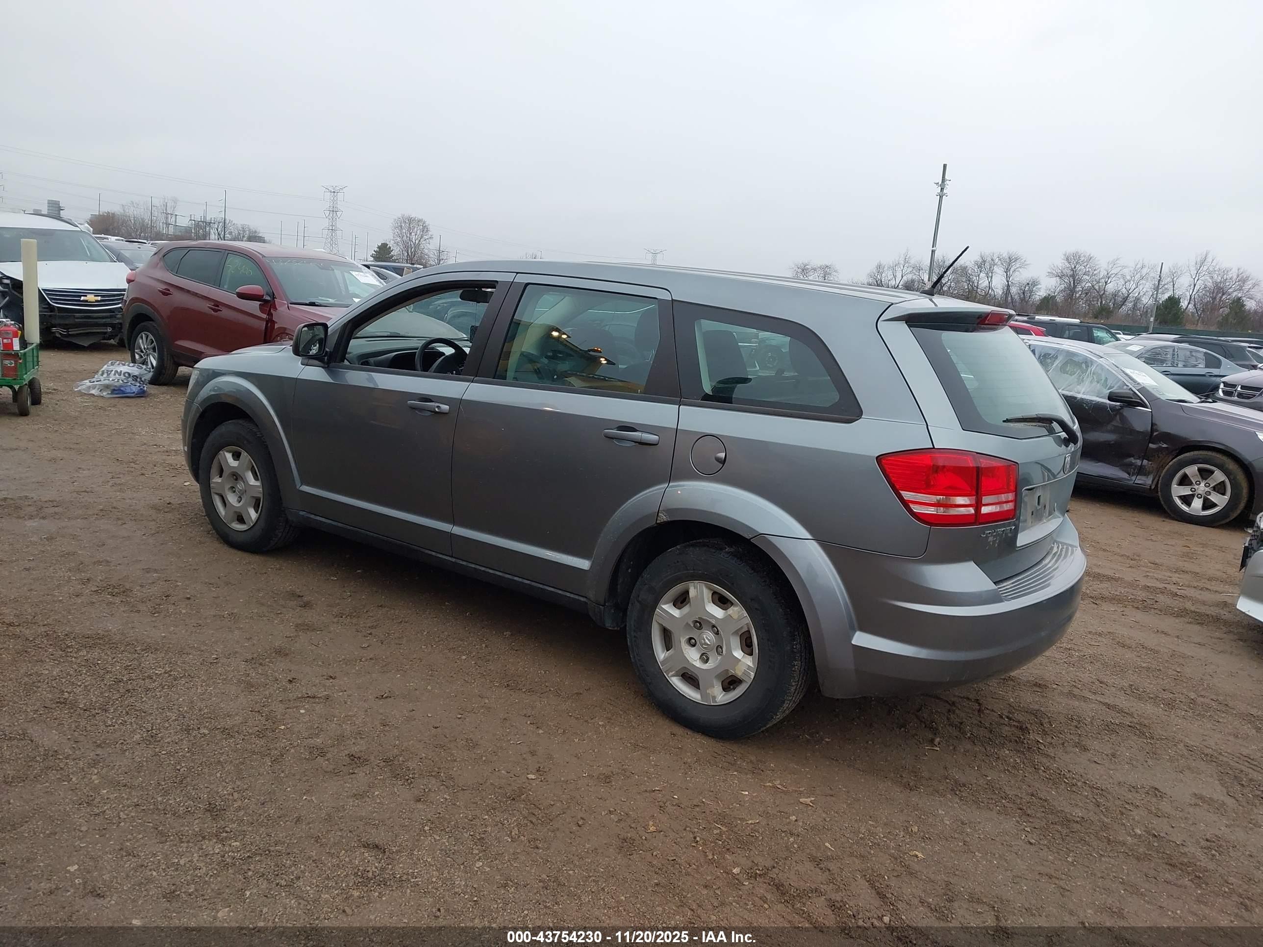 DODGE JOURNEY image 3