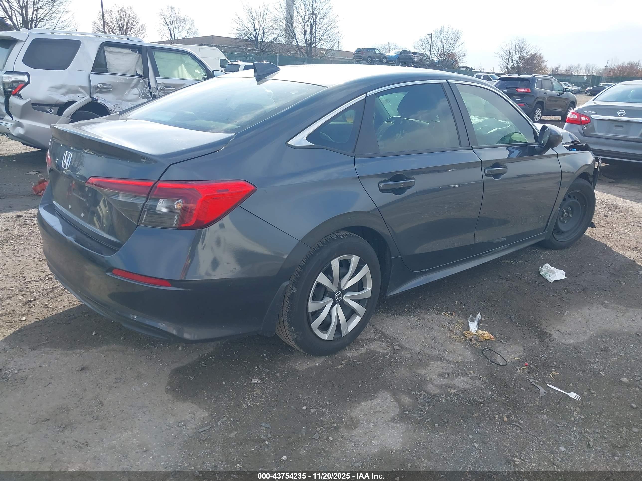 HONDA CIVIC image 4
