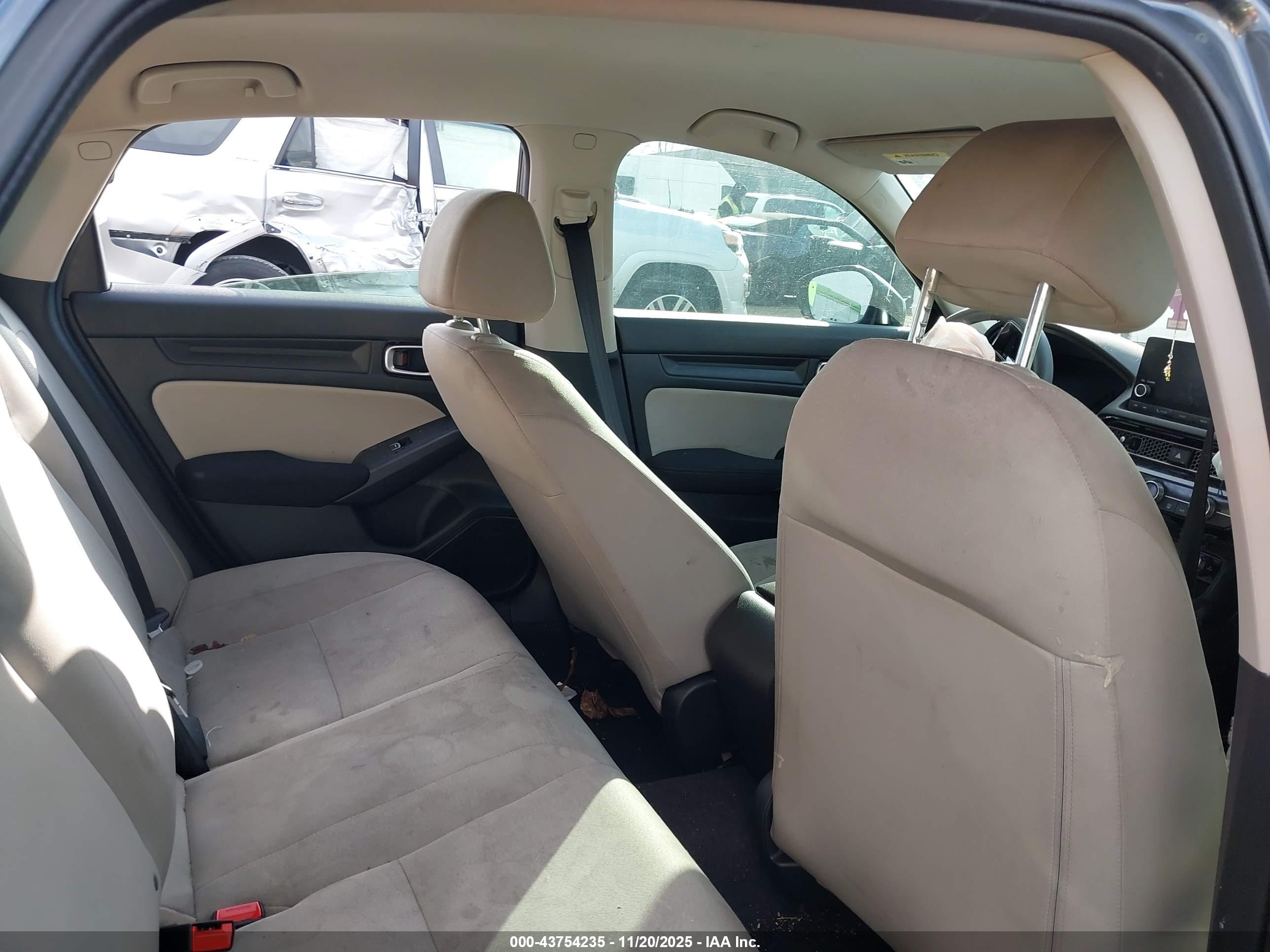 HONDA CIVIC image 8