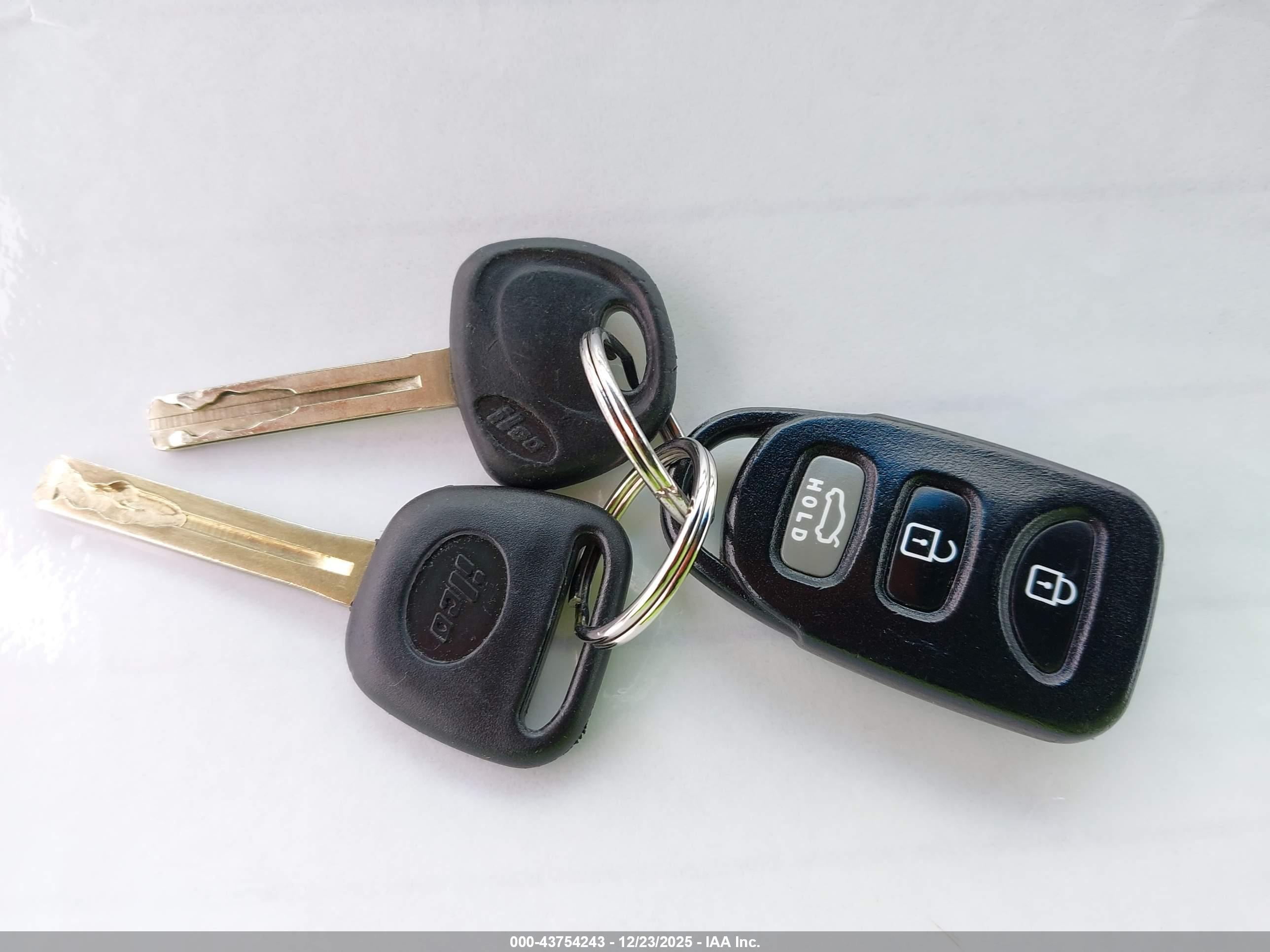 HYUNDAI SONATA image 11