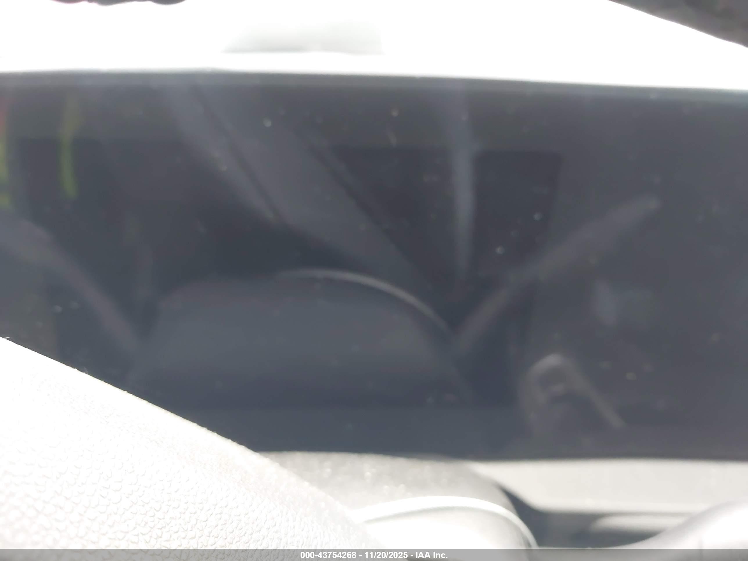 BUICK ENVISTA image 7