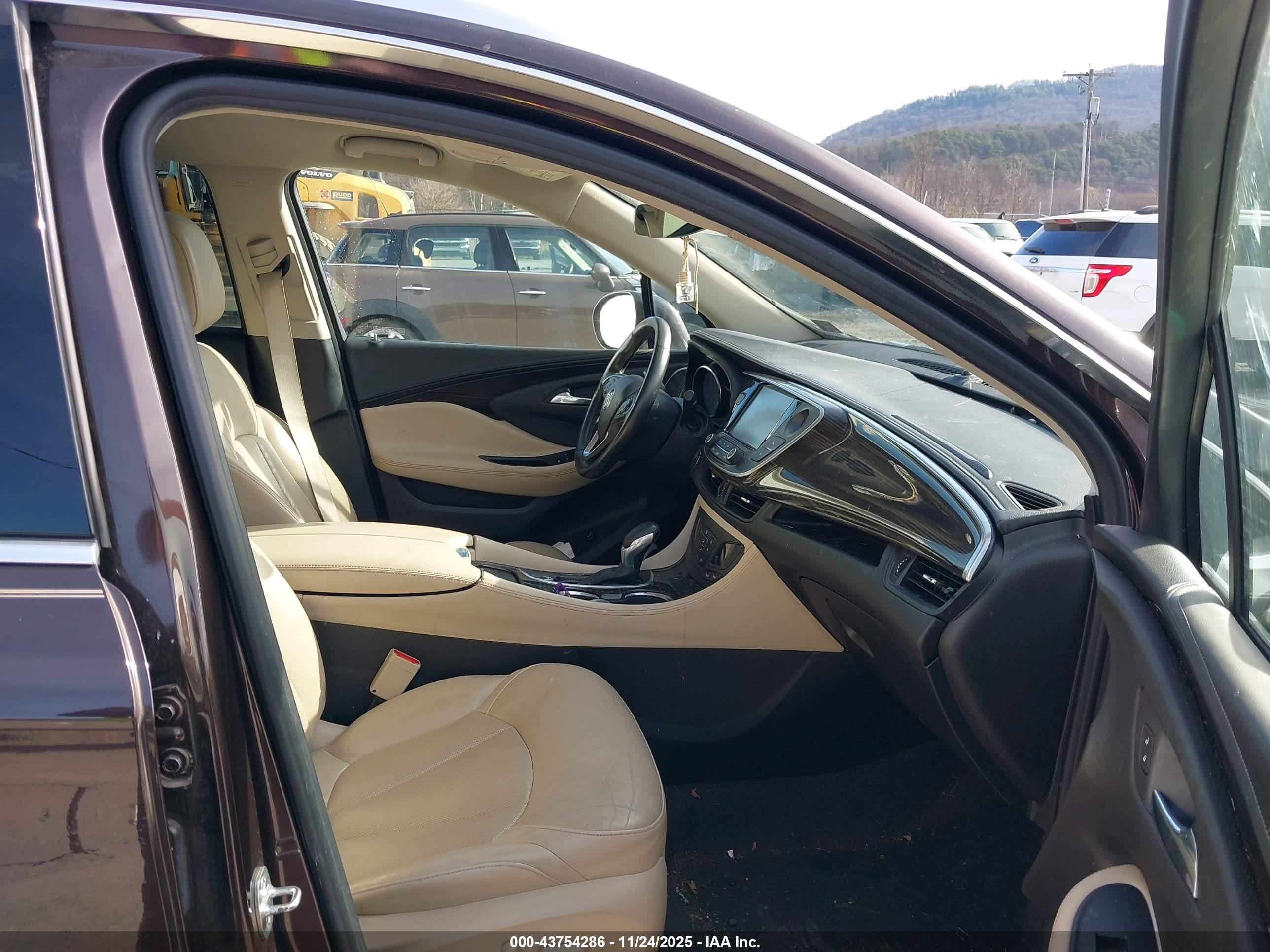 BUICK ENVISION image 5