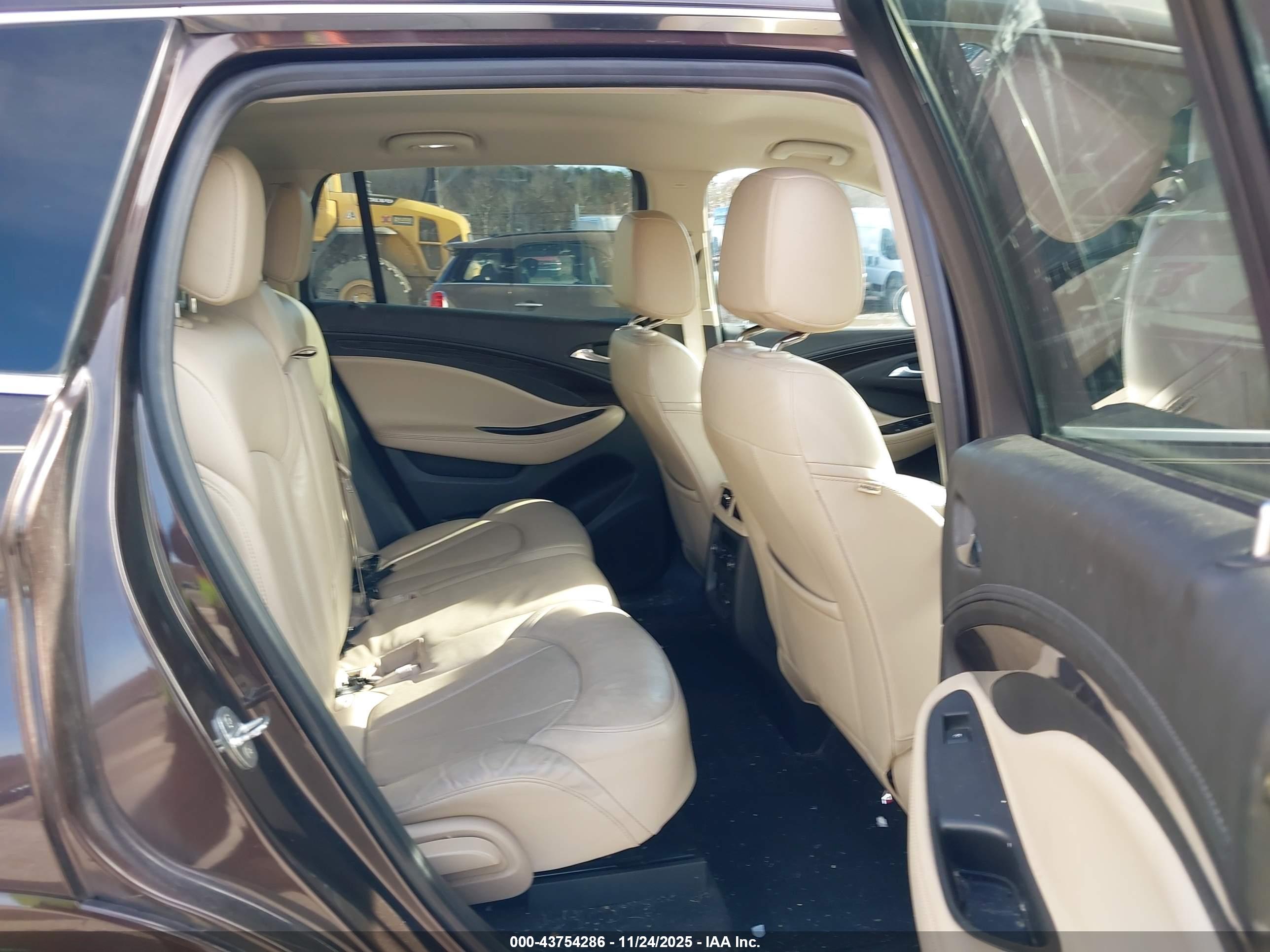 BUICK ENVISION image 8
