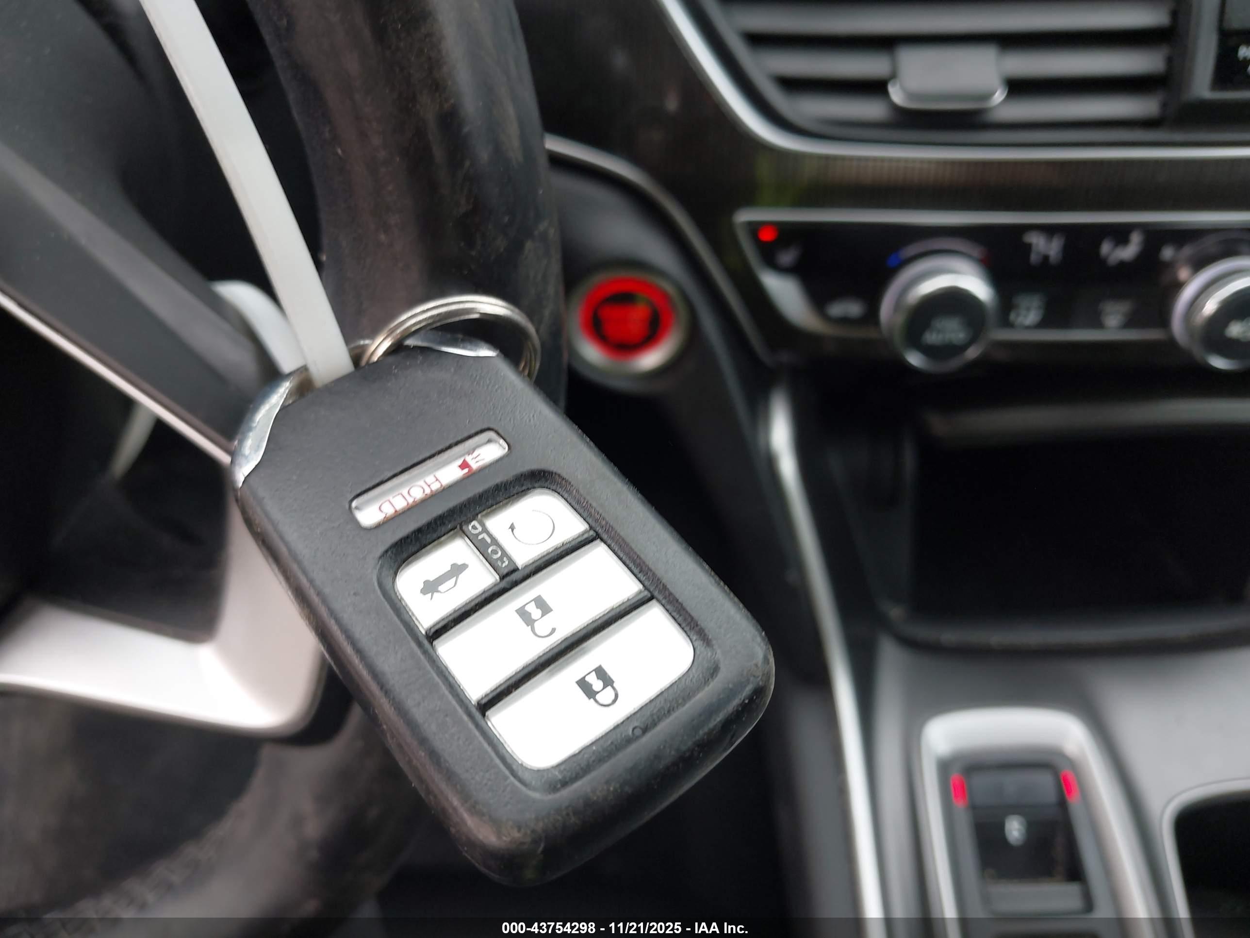 HONDA ACCORD image 11