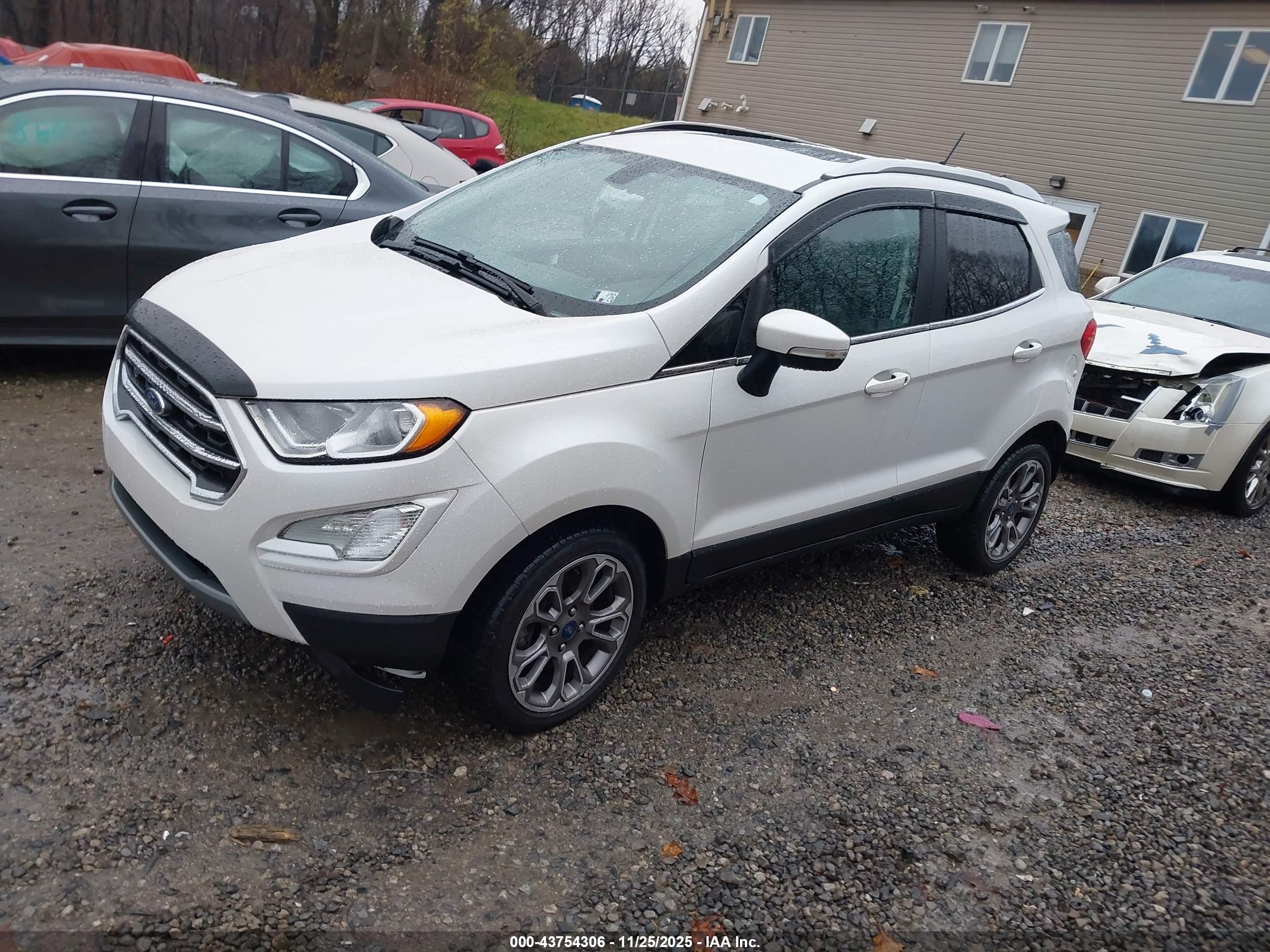 FORD ECOSPORT image 2