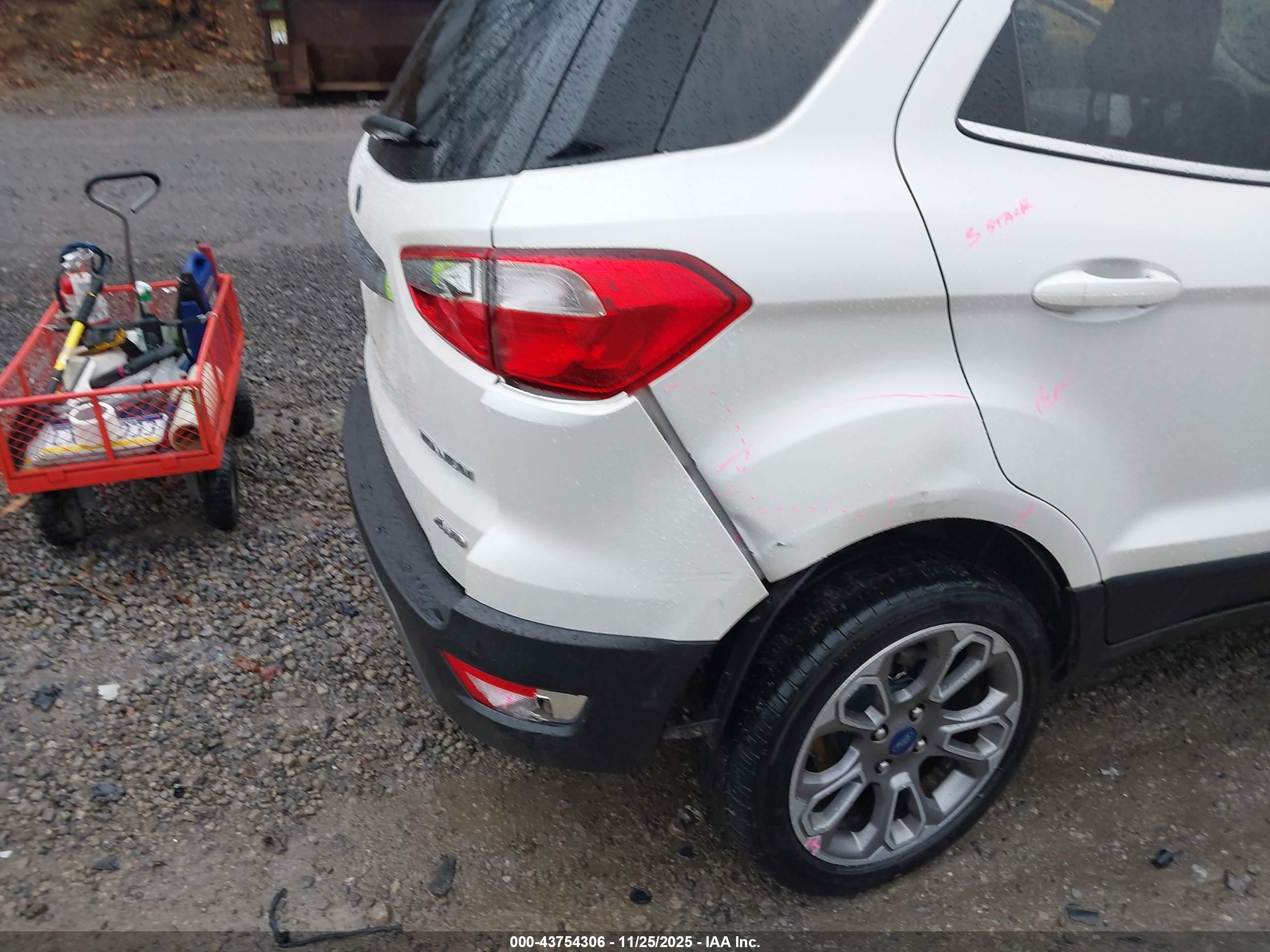 FORD ECOSPORT image 6