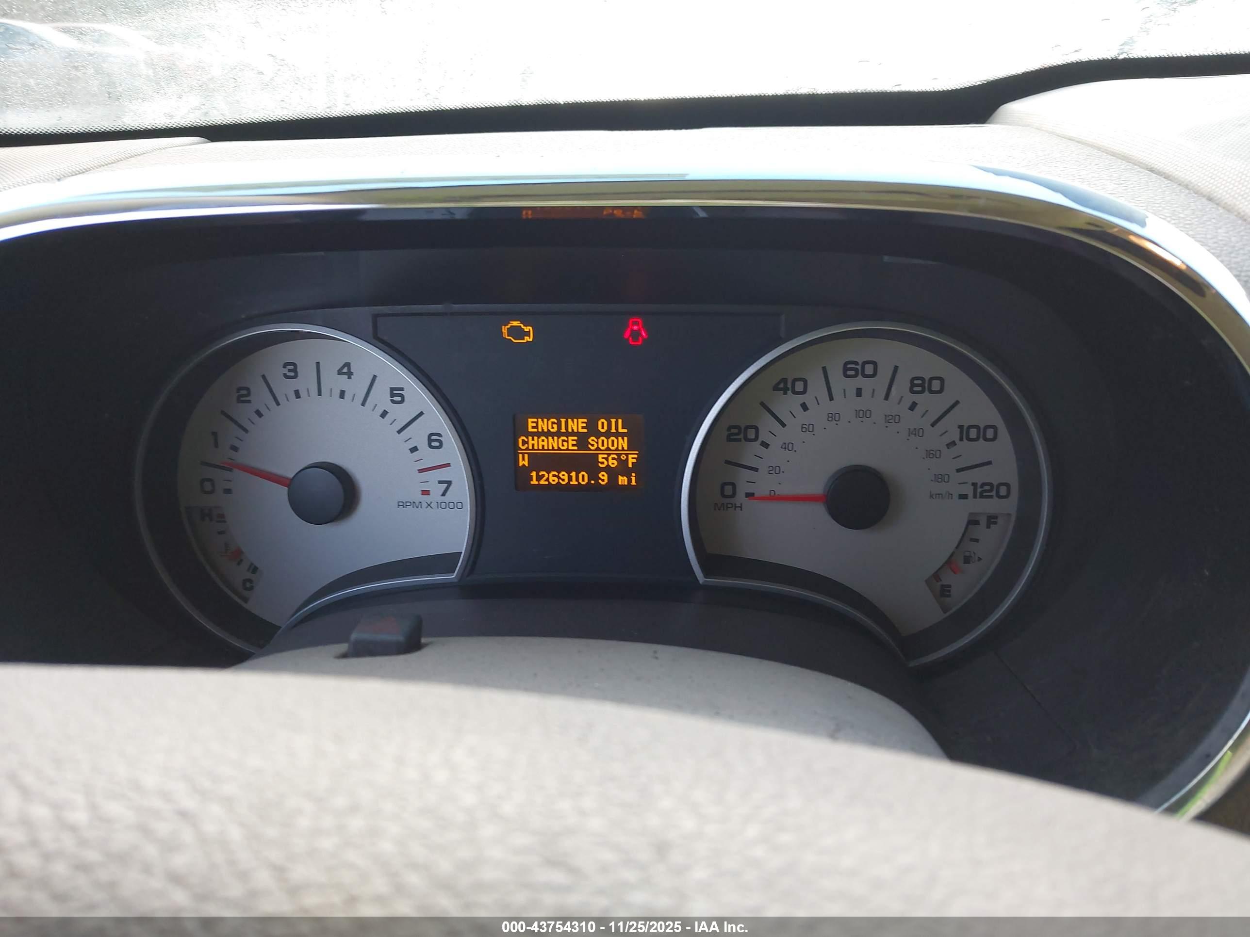 FORD EXPLORER image 7