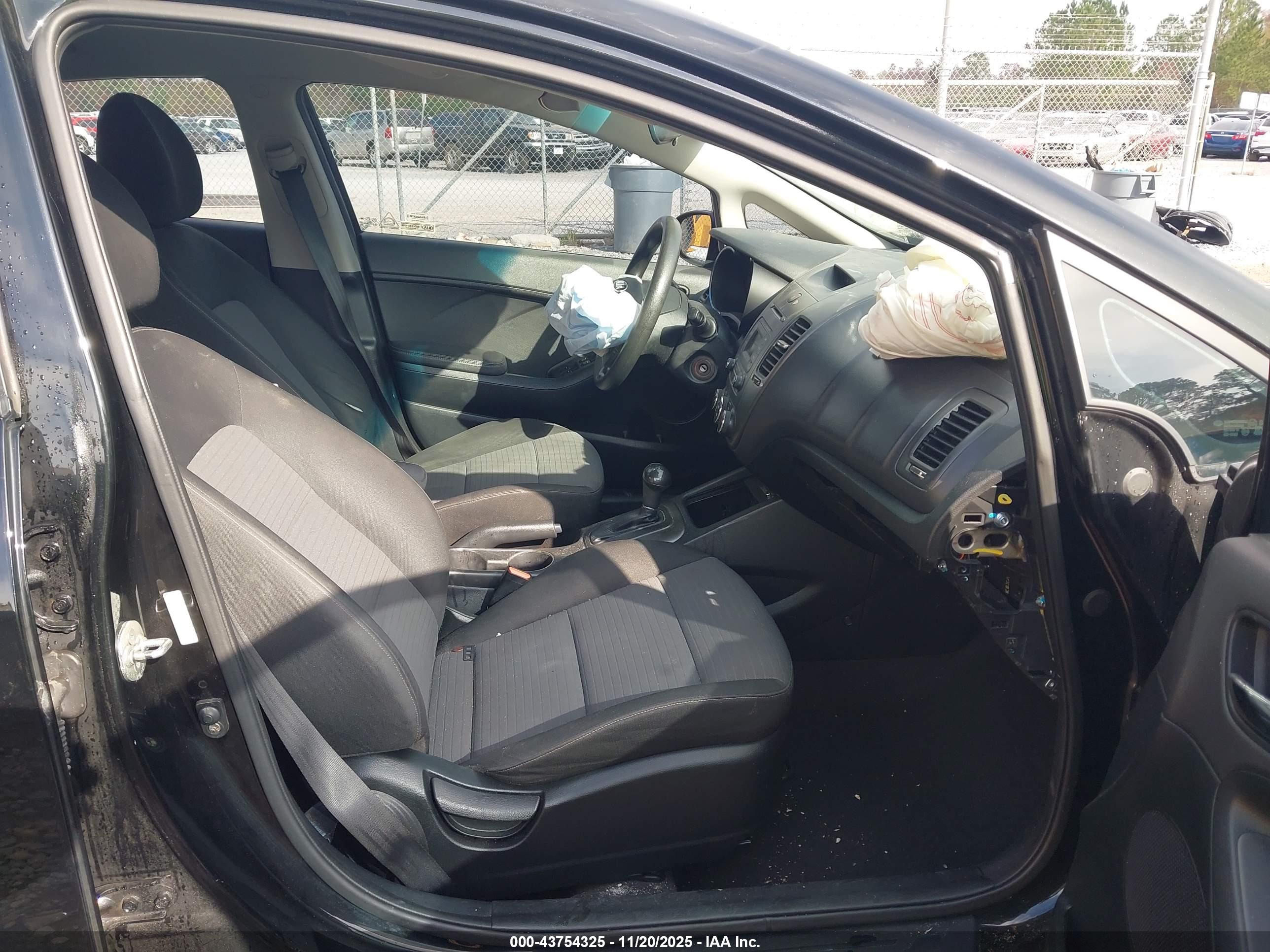 KIA FORTE image 5