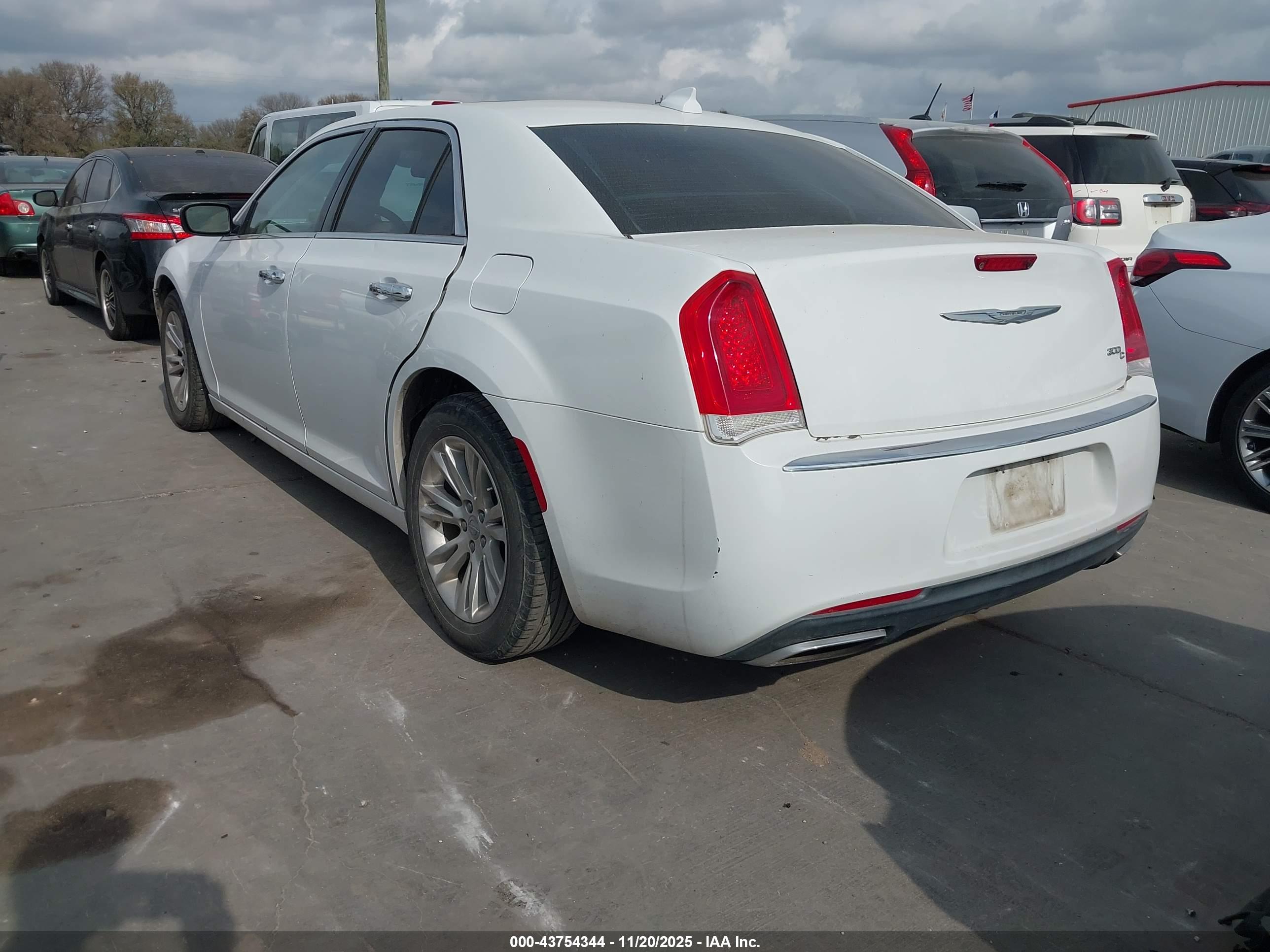 CHRYSLER 300C image 3