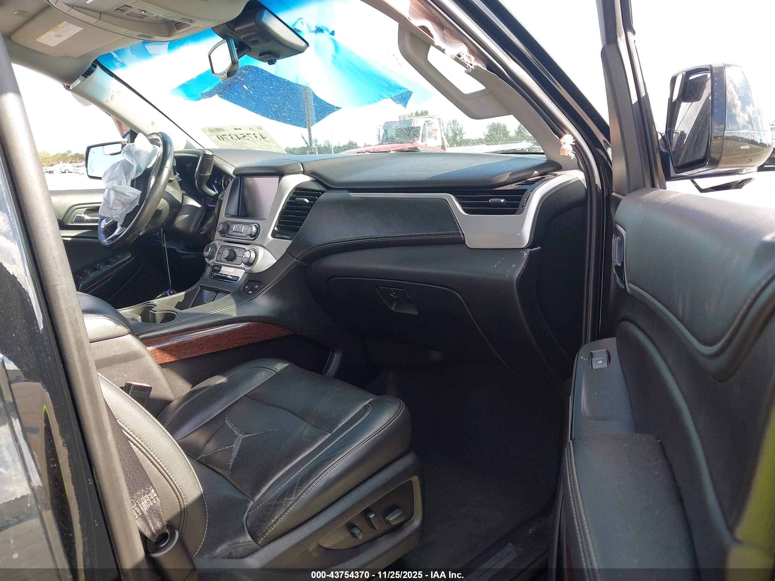GMC YUKON image 5